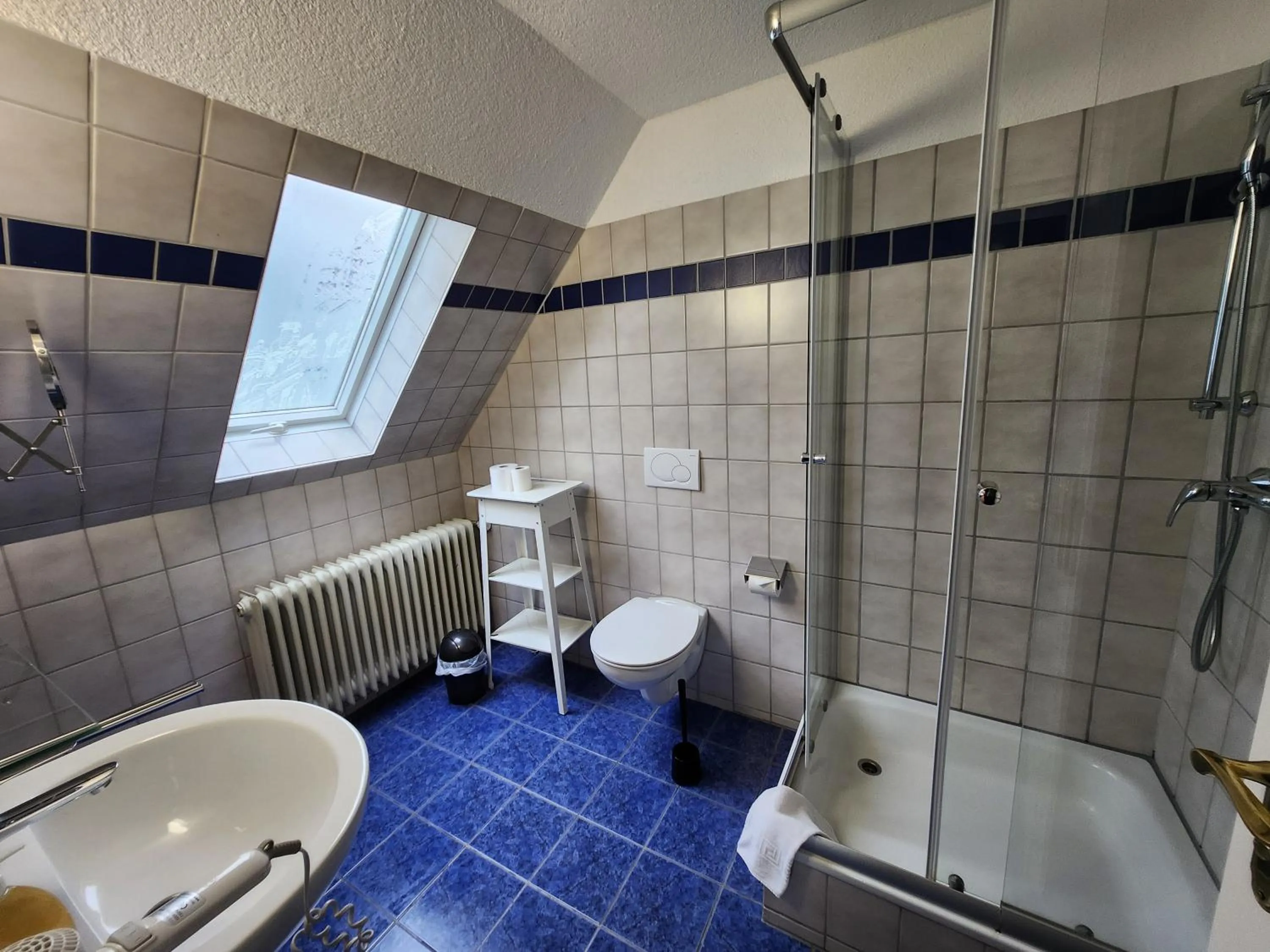 Bathroom in Gästehaus Parkblick