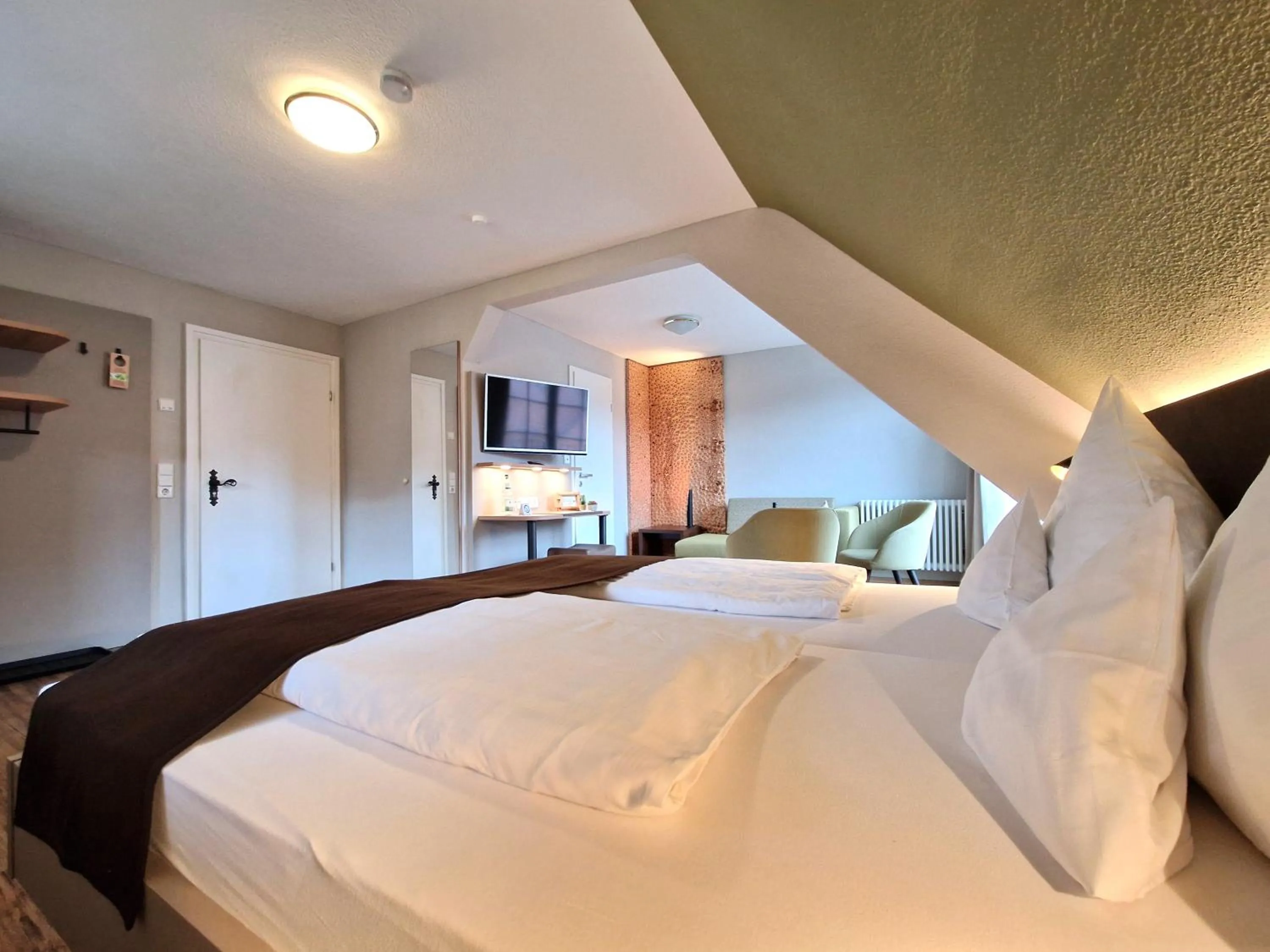 Bed in Hotel-Gasthaus Goldener Engel