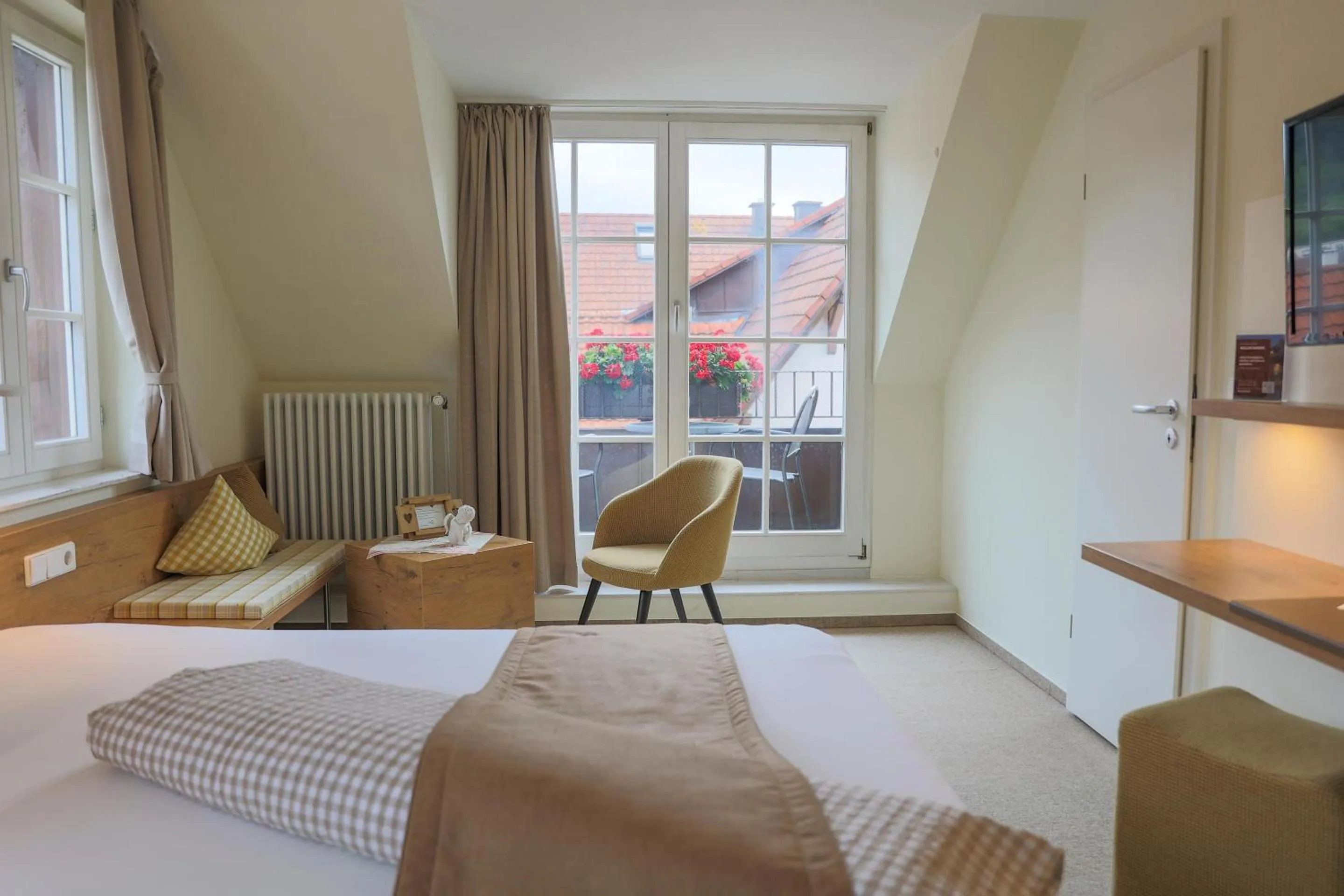 Bed in Hotel-Gasthaus Goldener Engel