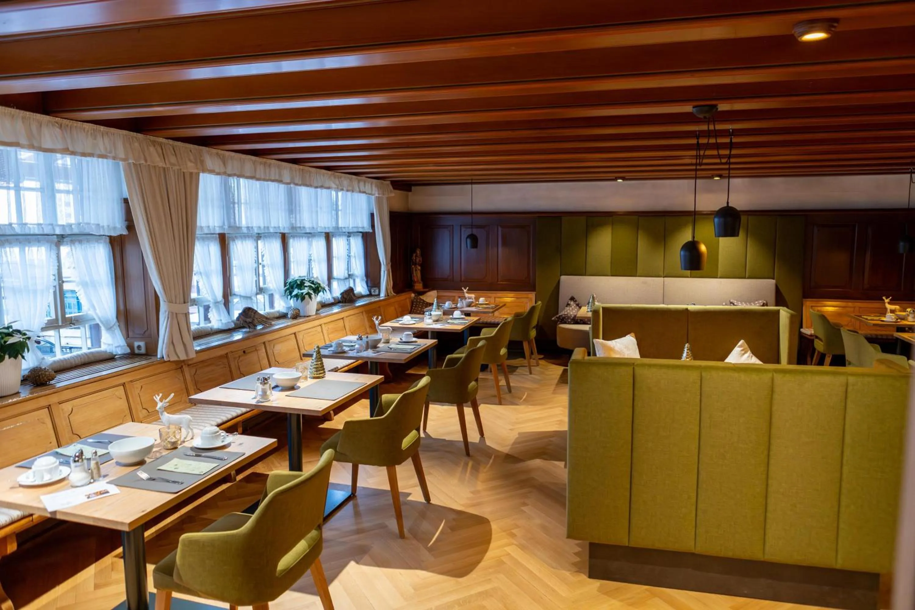 Restaurant/places to eat in Hotel-Gasthaus Goldener Engel