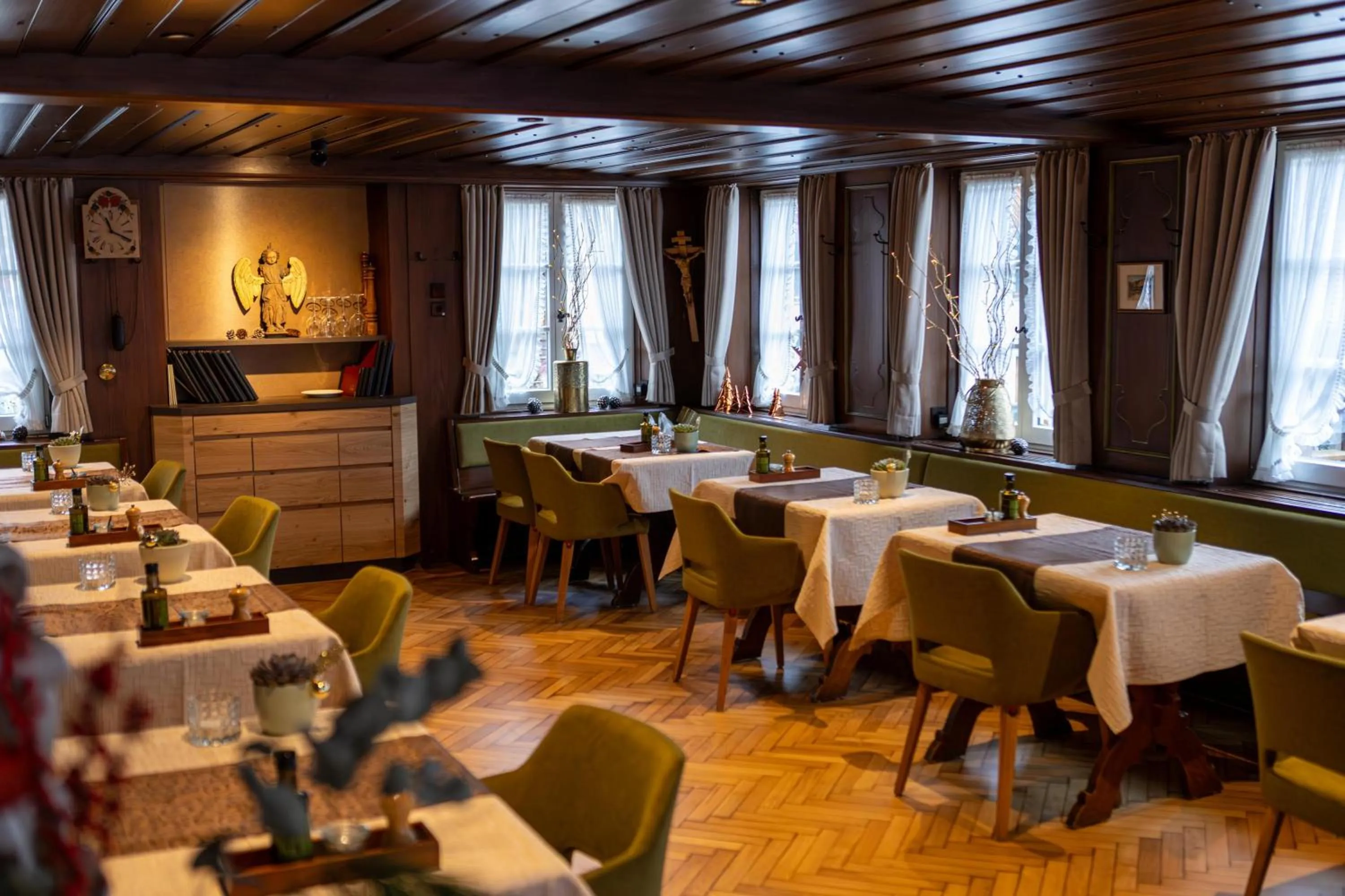 Restaurant/places to eat in Hotel-Gasthaus Goldener Engel