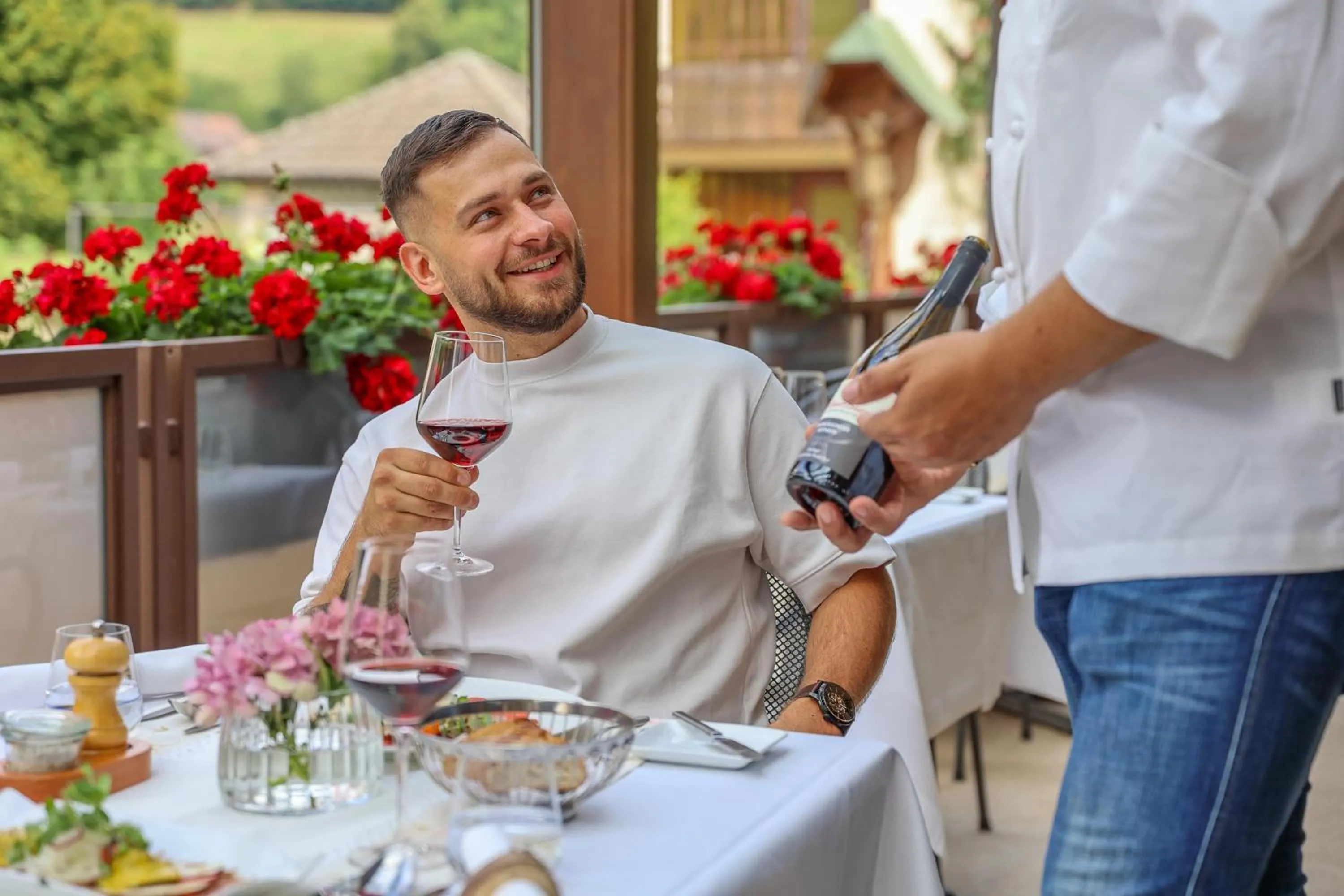 Restaurant/places to eat in Hotel-Gasthaus Goldener Engel