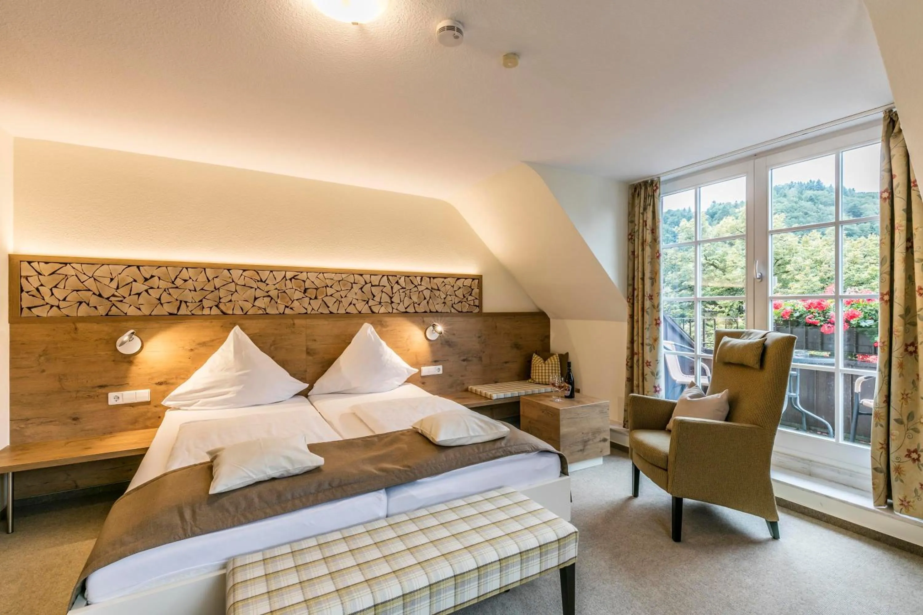 Bed in Hotel-Gasthaus Goldener Engel