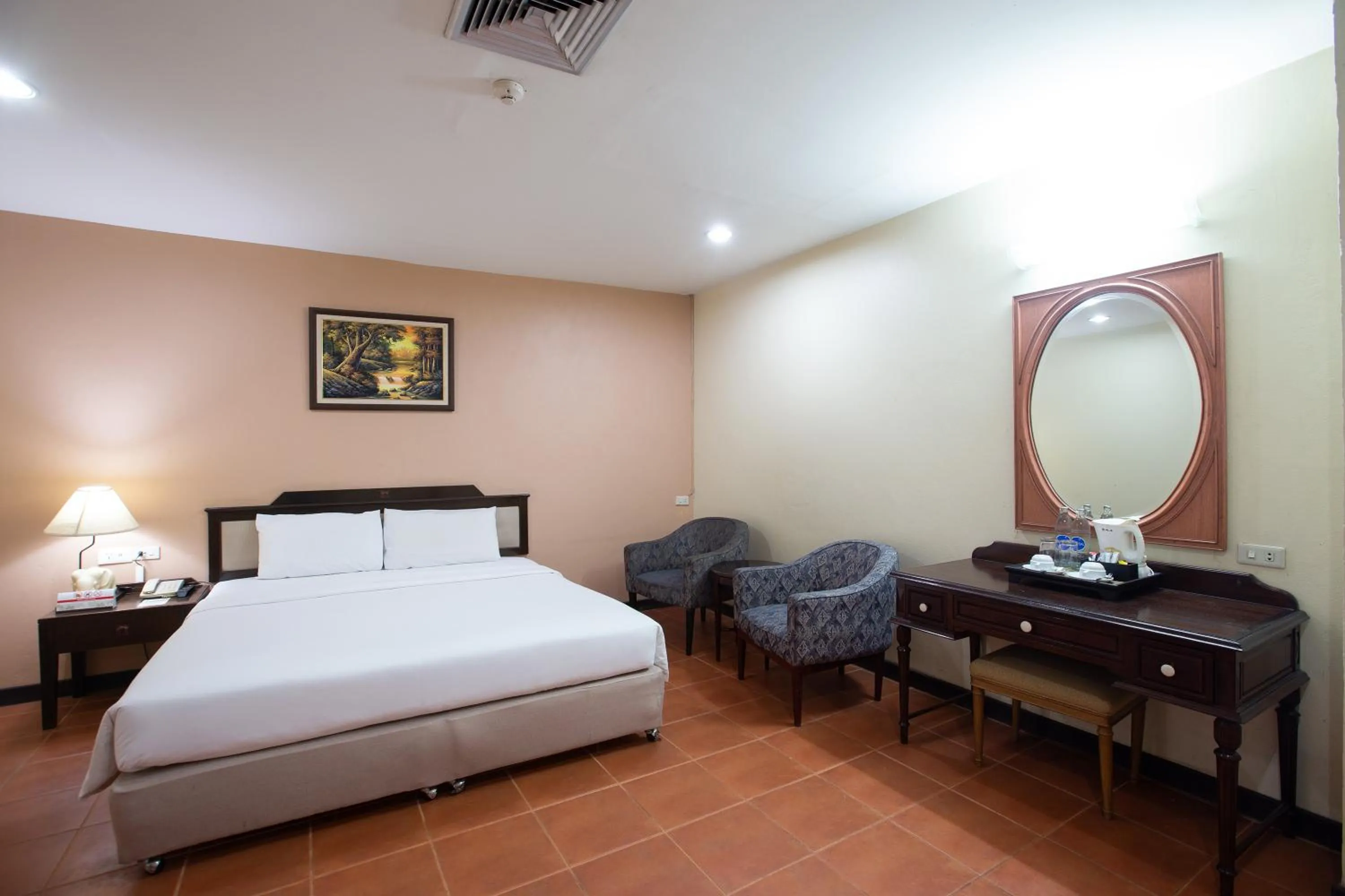 Bed in Night Bazaar Place