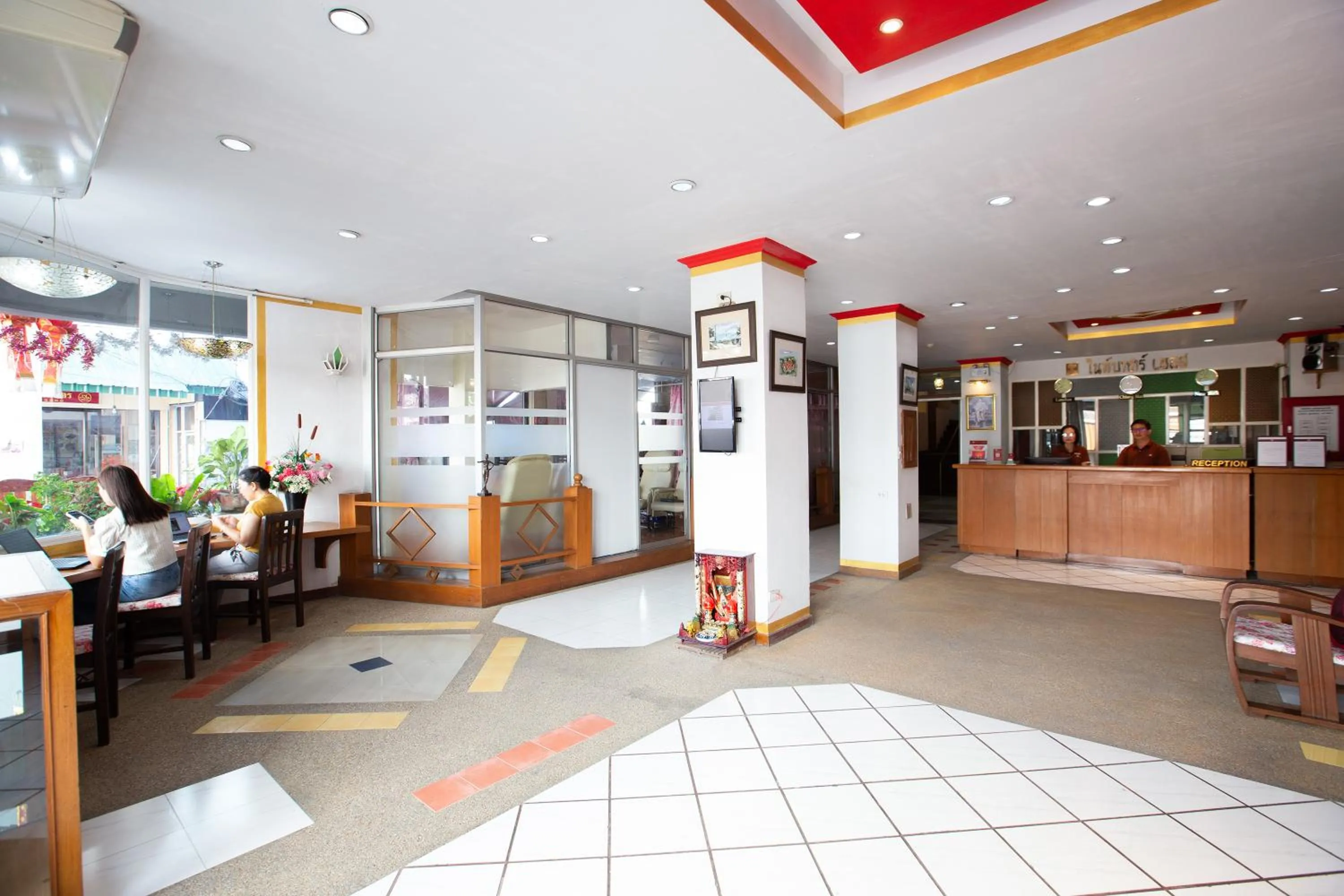 Lobby or reception in Night Bazaar Place