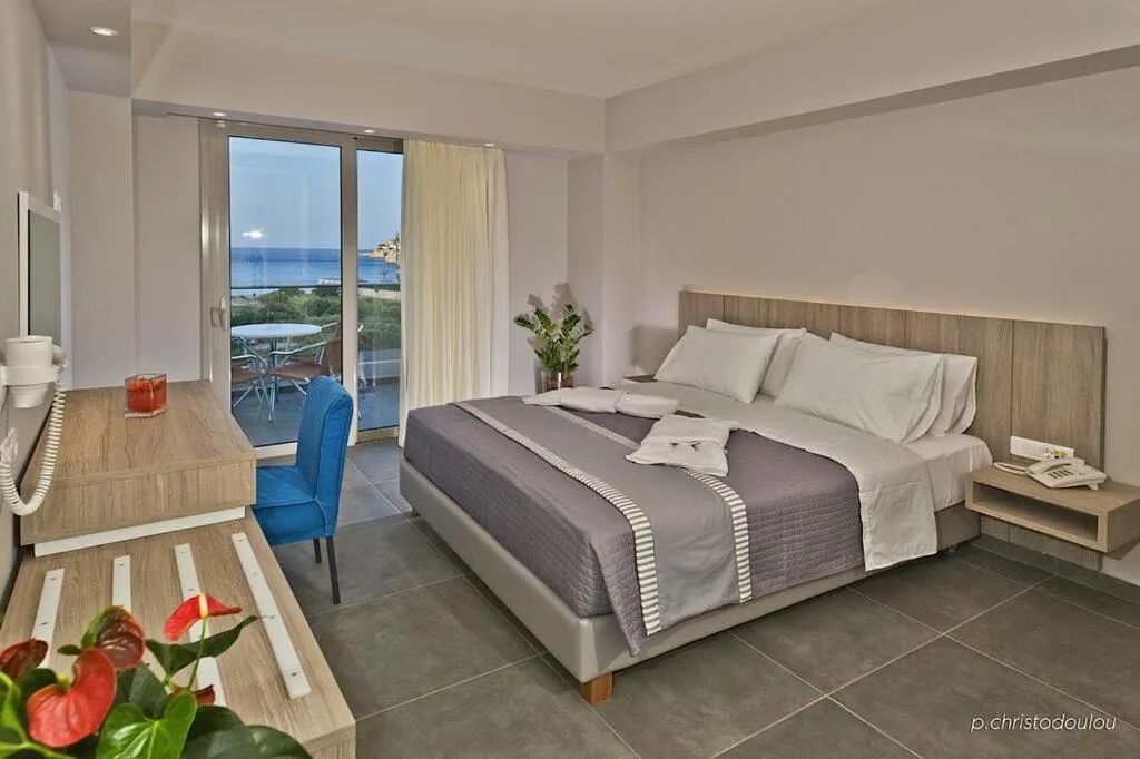 Parasol Luxury Hotel & Suites Adults Only
