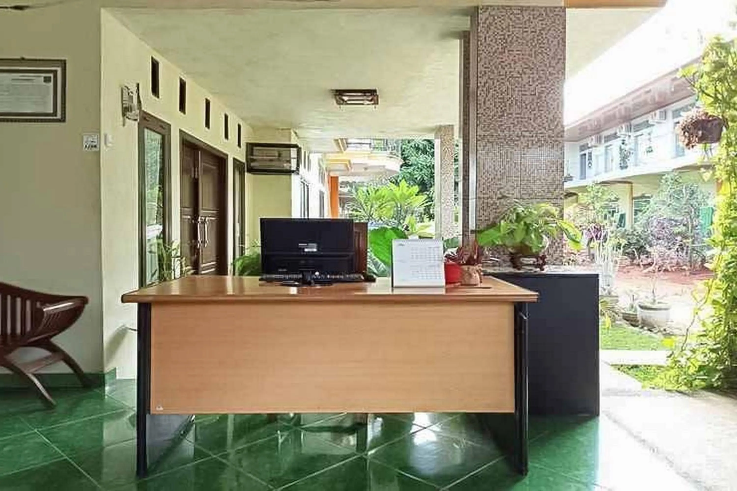 RedDoorz near Taman Merdeka Metro Lampung