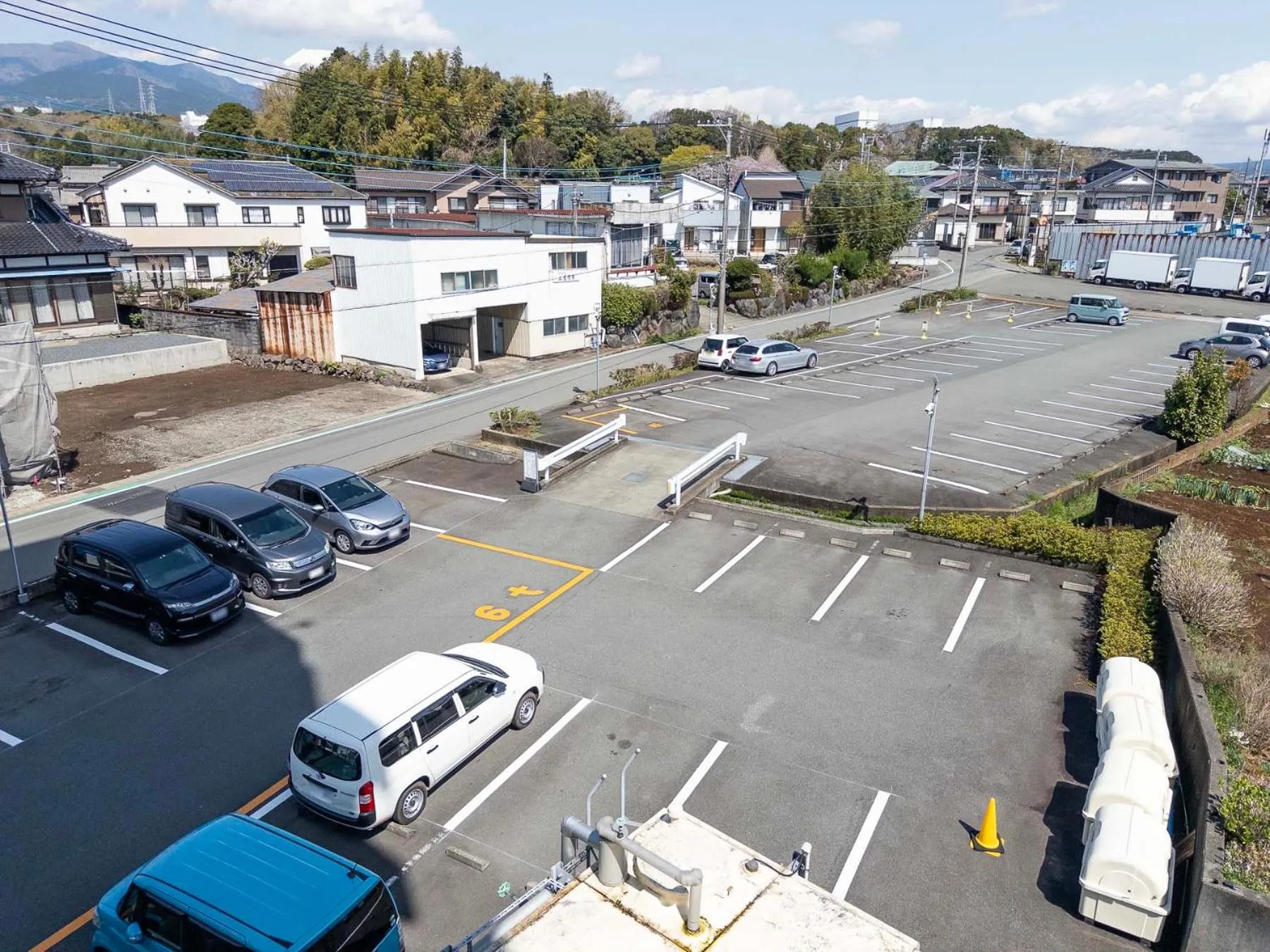 Parking in Super Hotel Nagaizumi Numazu Inter