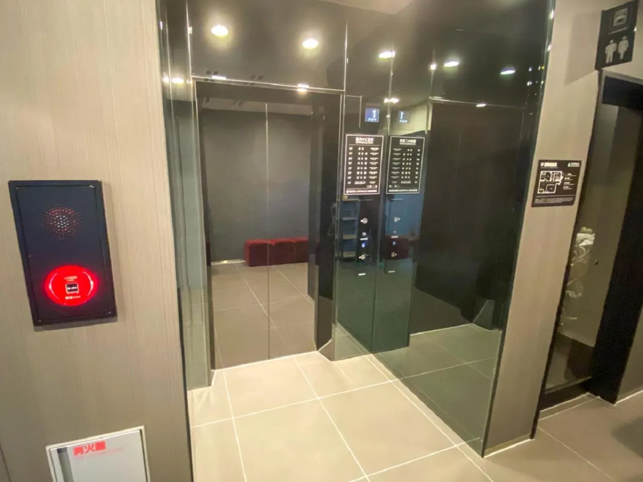 elevator in HOTEL LiVEMAX Okayama Kurashiki Ekimae