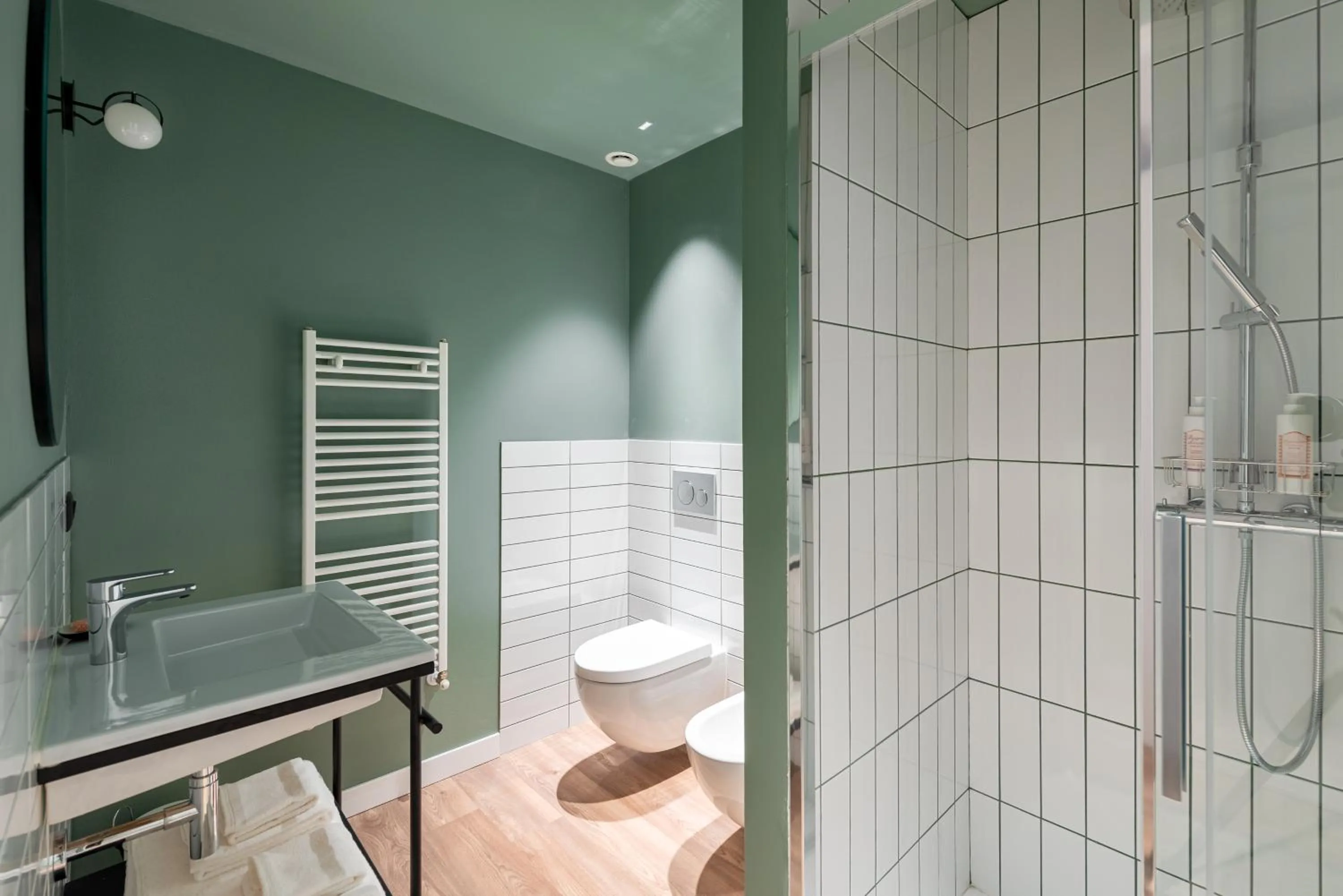 Shower in HT Hotel Trieste