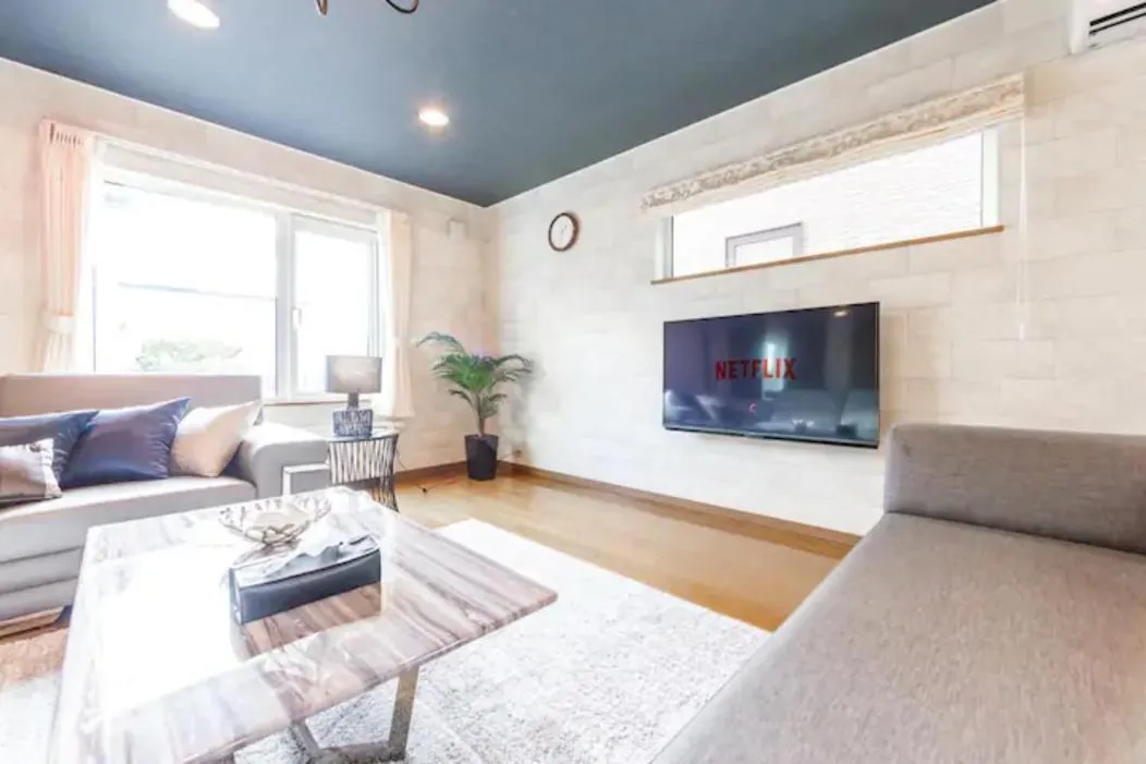 Living room in THE WORLDWIDE HOUSE