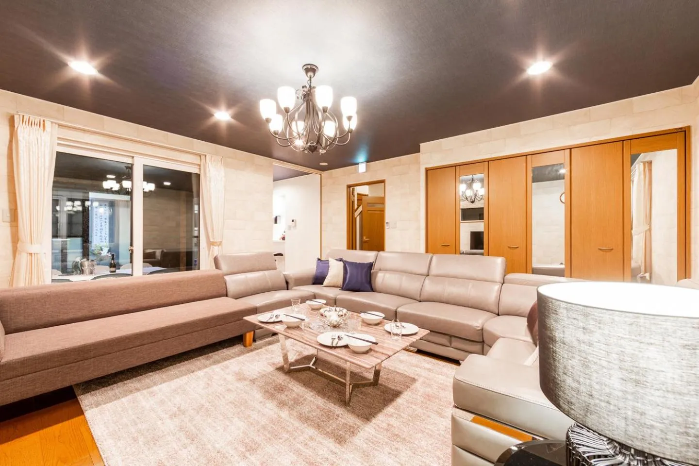 Living room in THE WORLDWIDE HOUSE