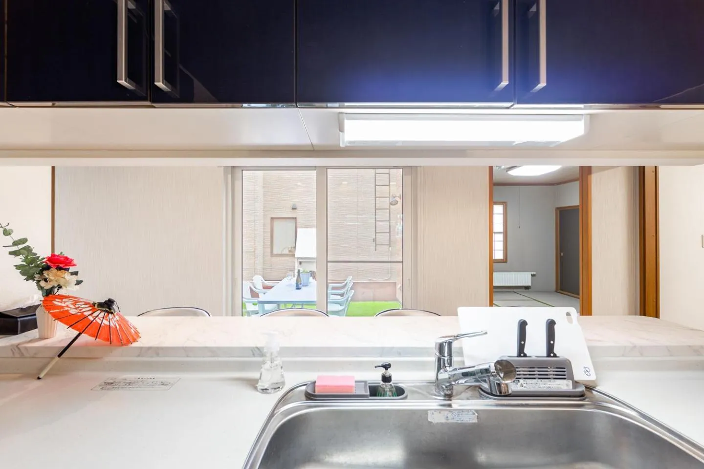 kitchen in THE WORLDWIDE HOUSE