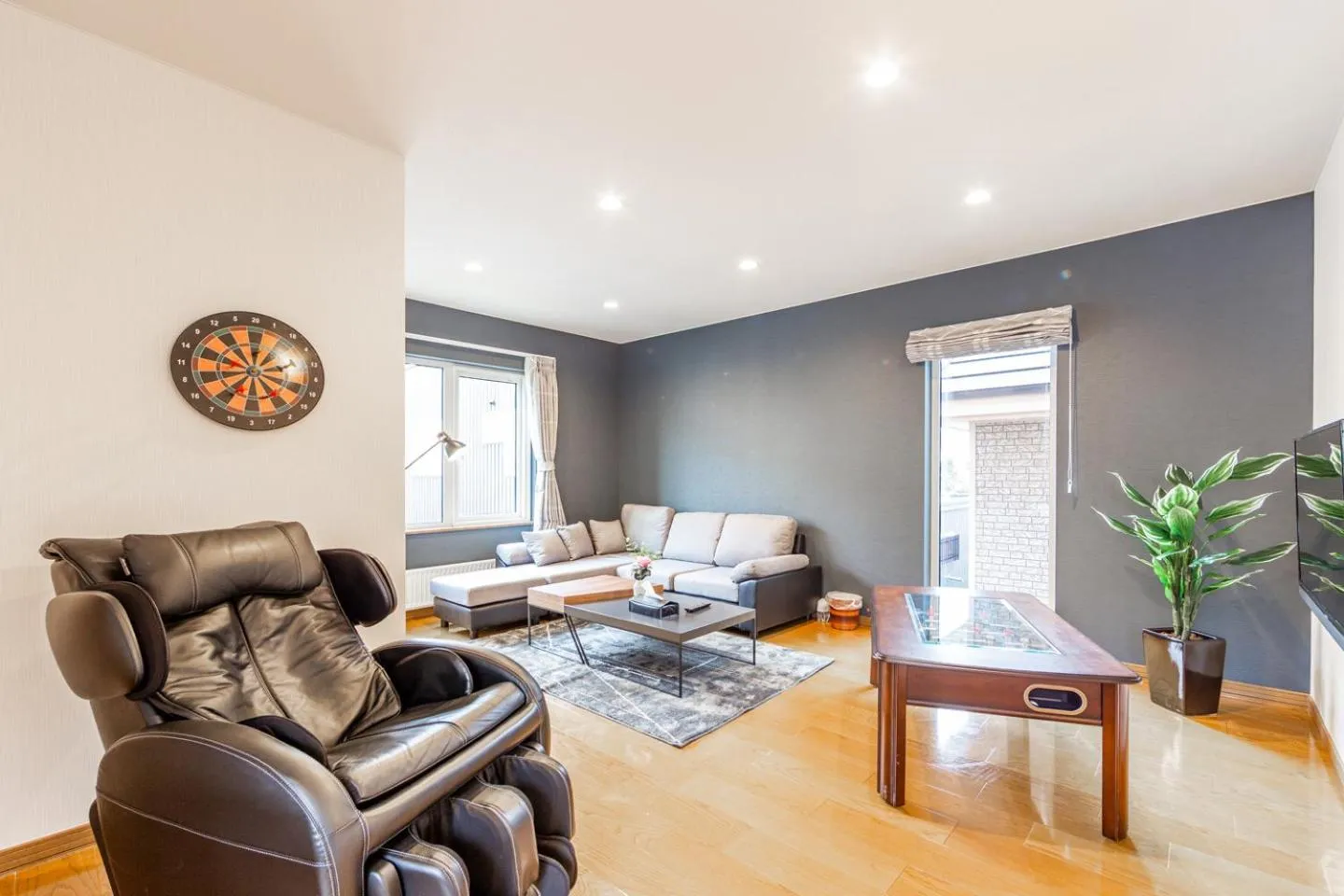 Living room in THE WORLDWIDE HOUSE