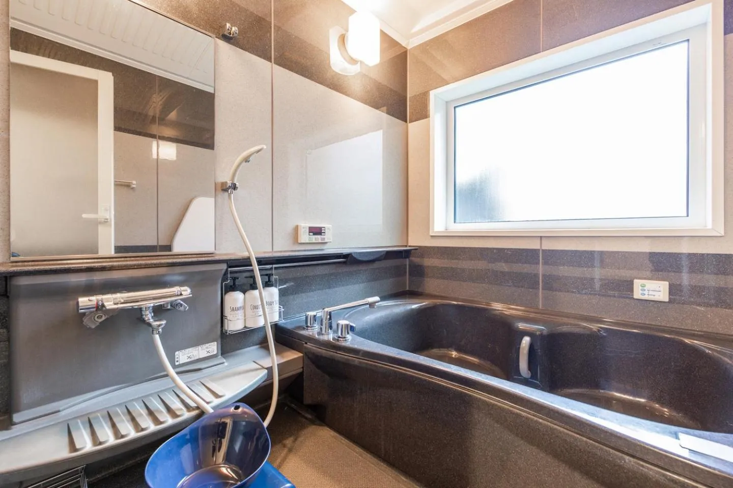 Bathroom in THE WORLDWIDE HOUSE