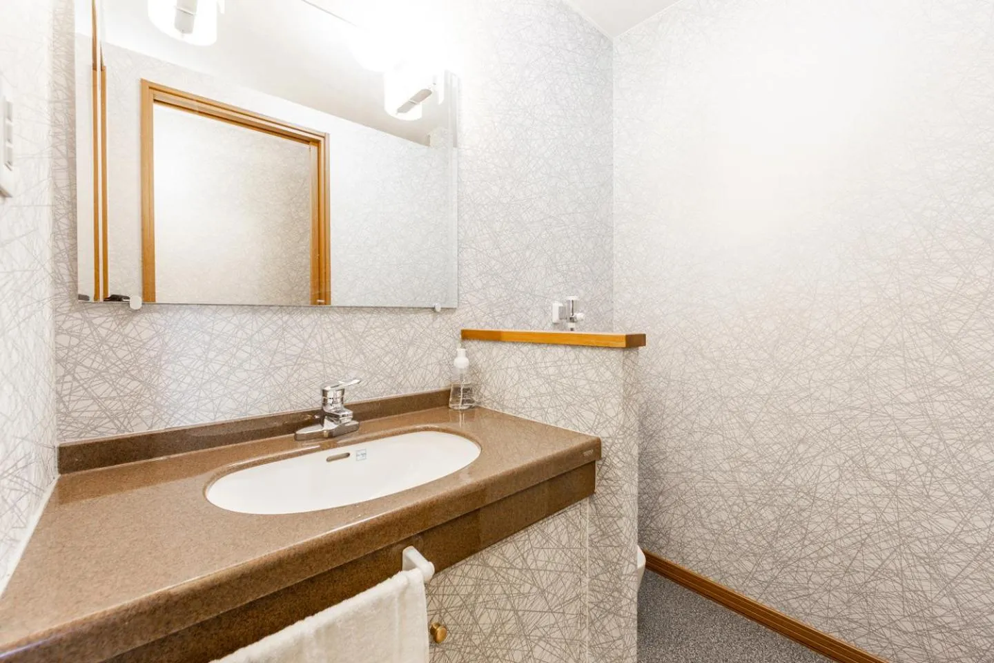 Bathroom in THE WORLDWIDE HOUSE