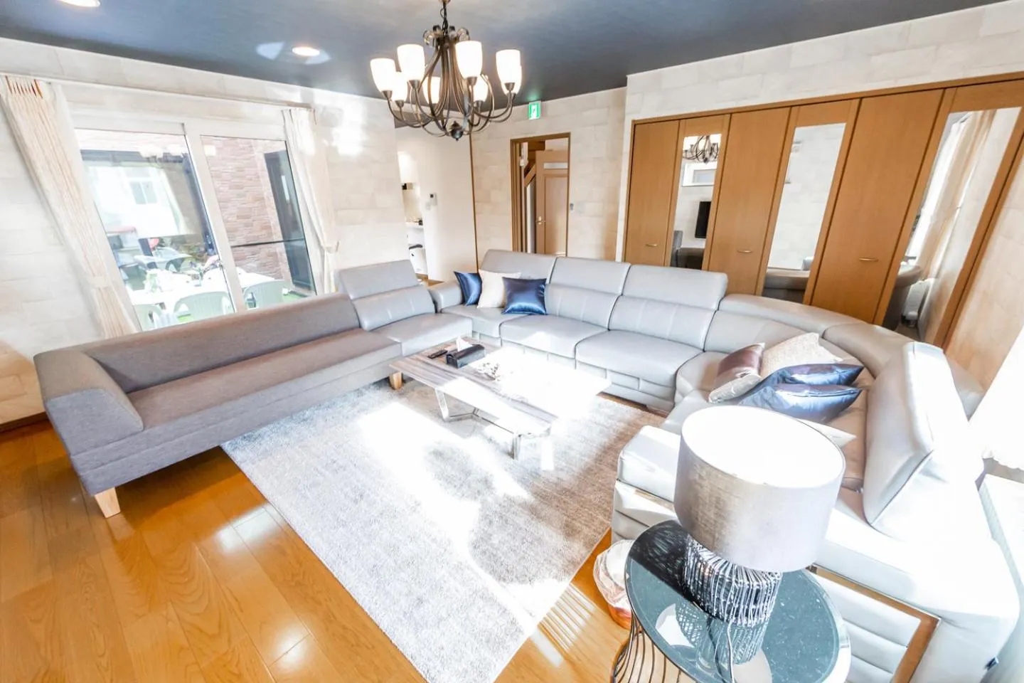 Living room in THE WORLDWIDE HOUSE