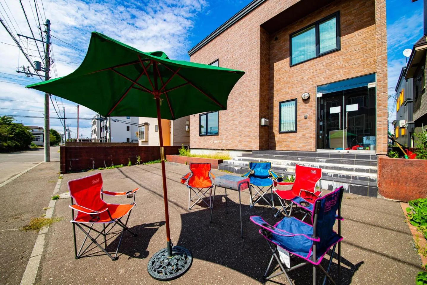 Area and facilities in THE WORLDWIDE HOUSE