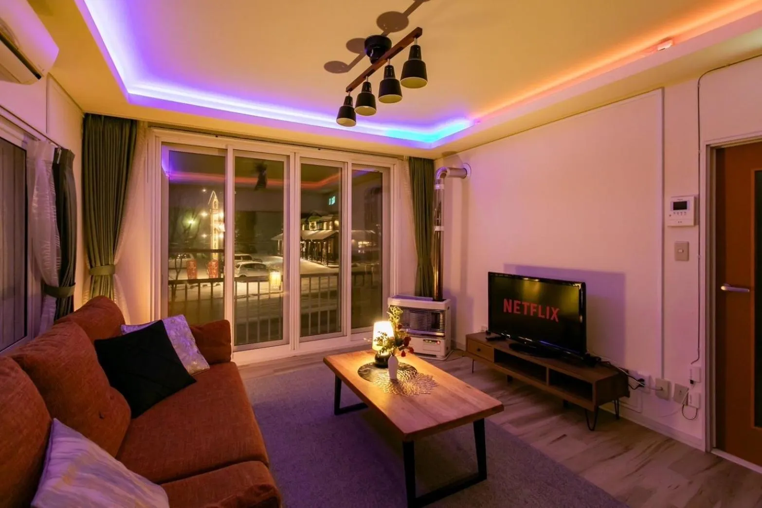 TV and multimedia in THE SUNLIGHT