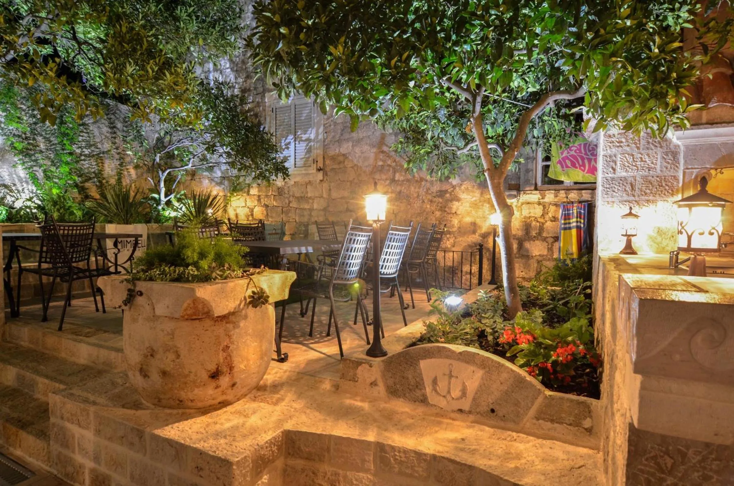Restaurant/places to eat in Guesthouse Mimbelli