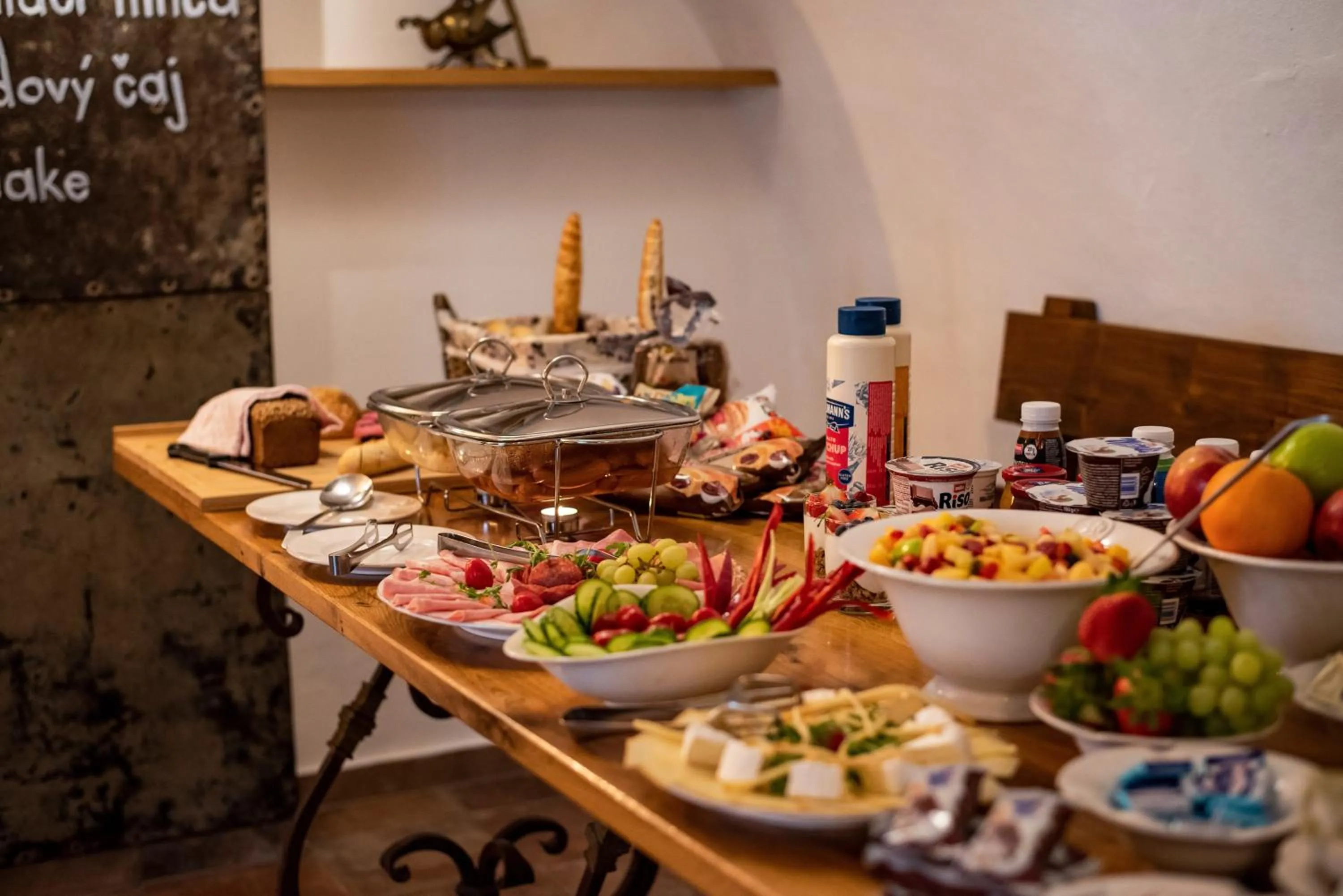 Buffet breakfast in Pension Adalbert