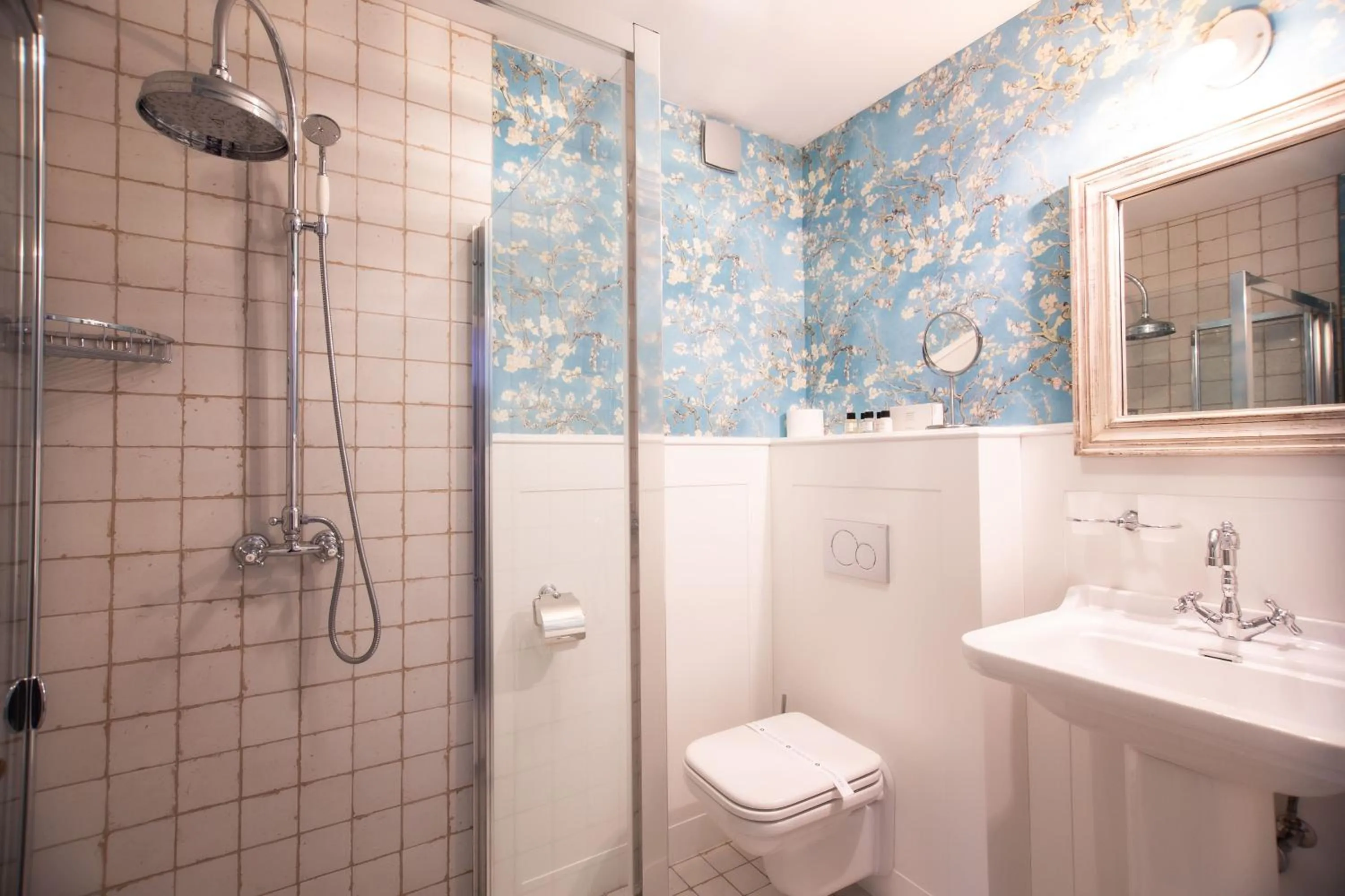 Bathroom in Pension Adalbert