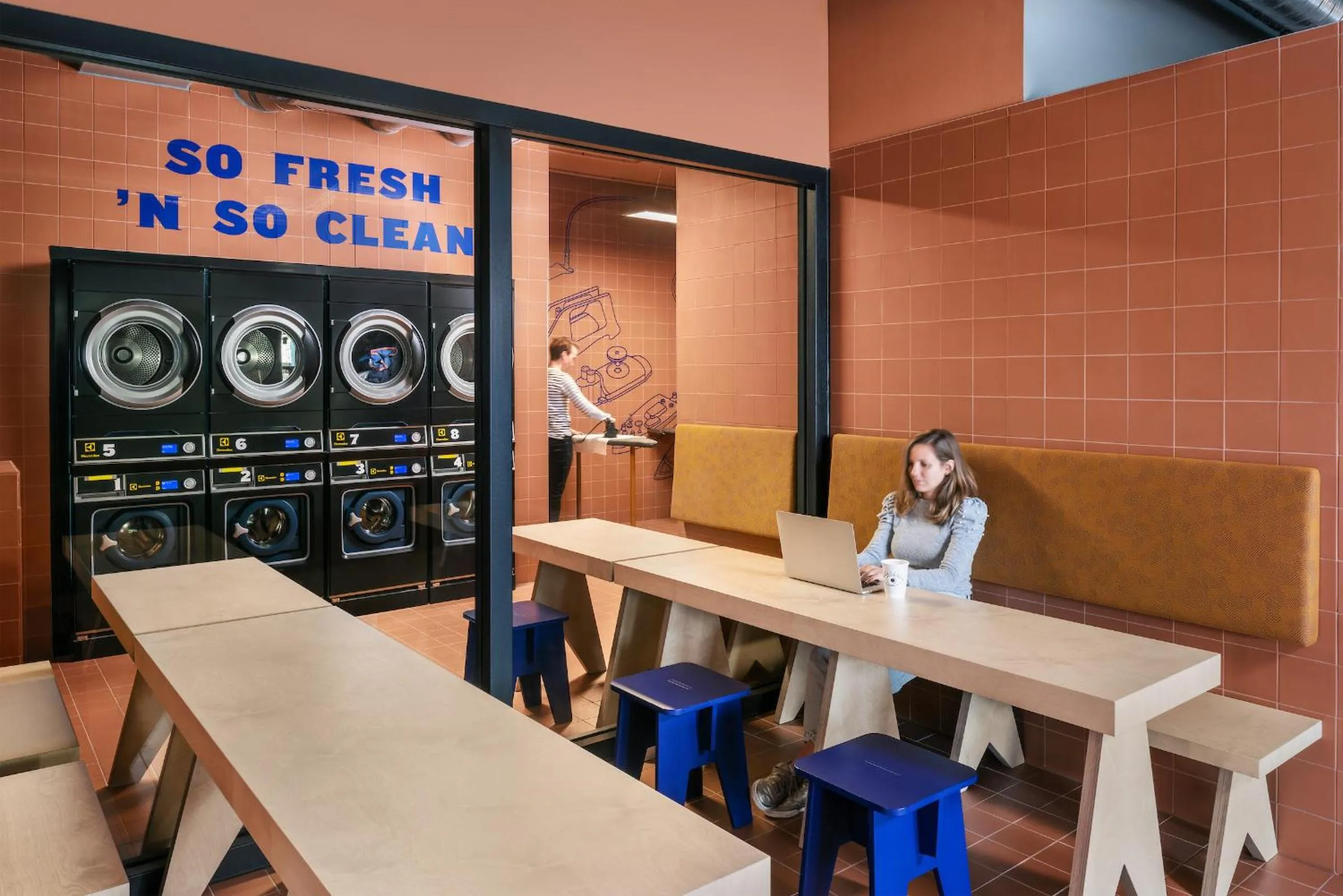 Area and facilities in The Social Hub Delft