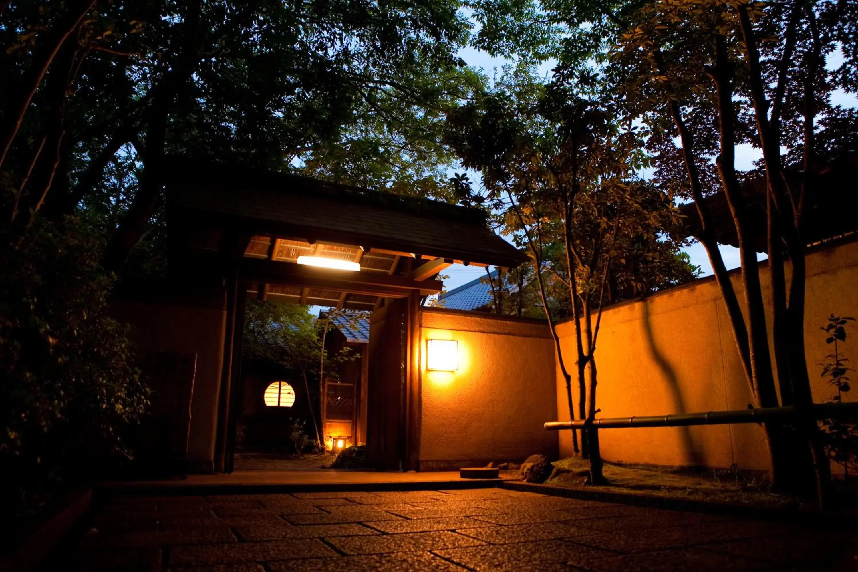 Facade/entrance in Ryotei Tanokura Facade/entrance in Ryotei Tanokura