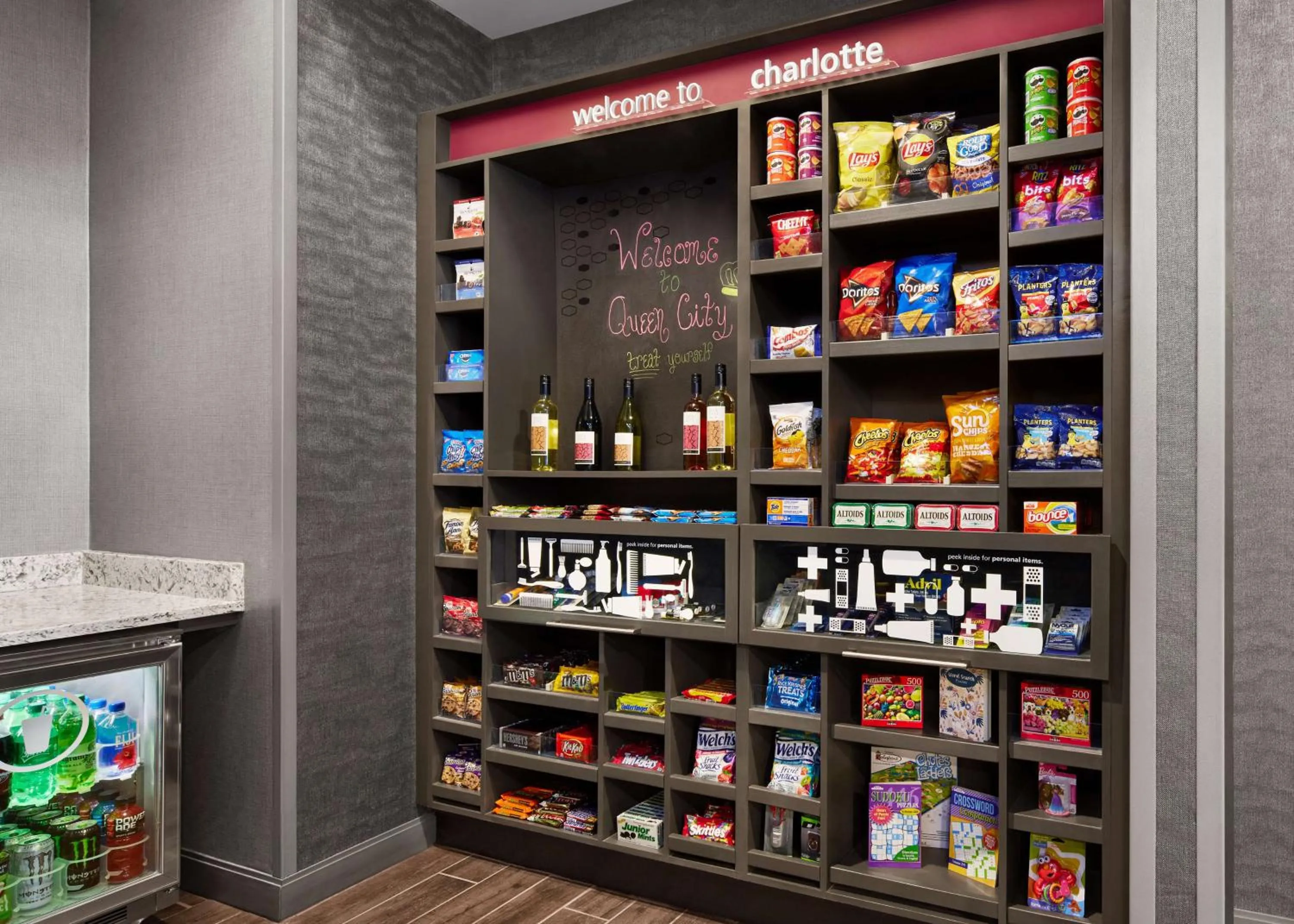 Restaurant/places to eat in Hampton Inn & Suites Charlotte Steele Creek Road, NC