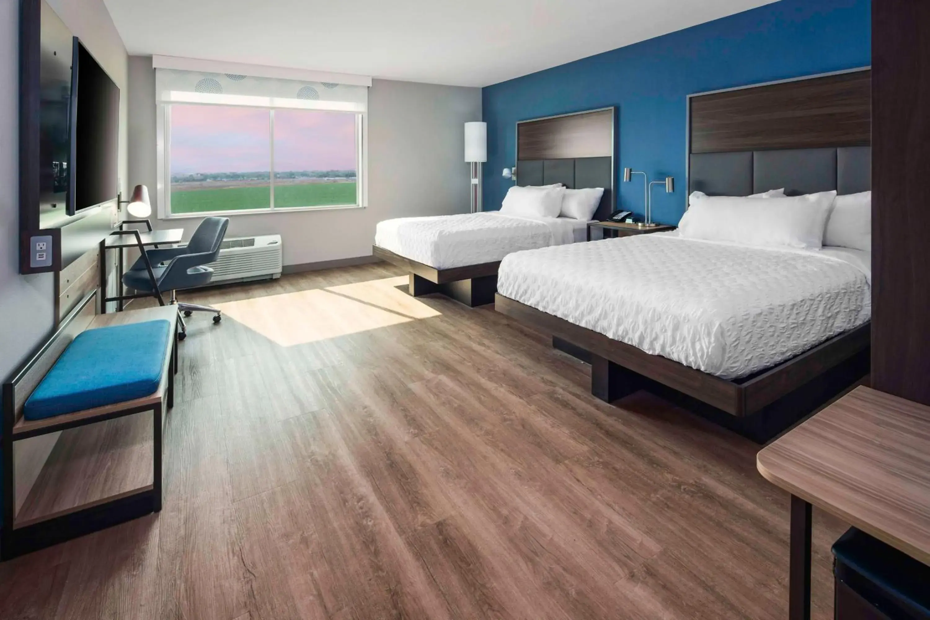 Bed in Tru By Hilton Goodyear Phoenix West, Az Bed in Tru By Hilton Goodyear Phoenix West, Az