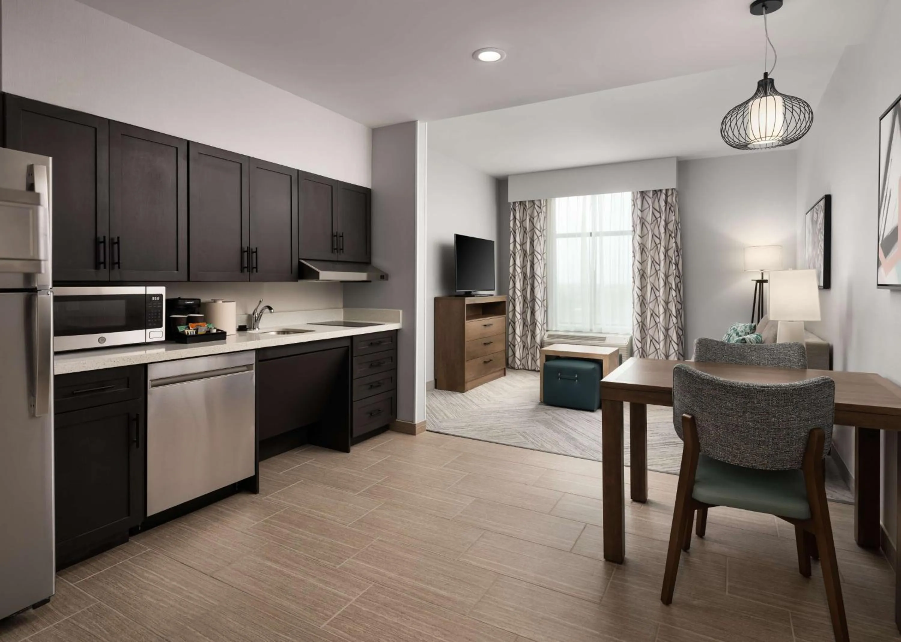 Kitchen or kitchenette in Homewood Suites By Hilton Jackson Fondren Medical District