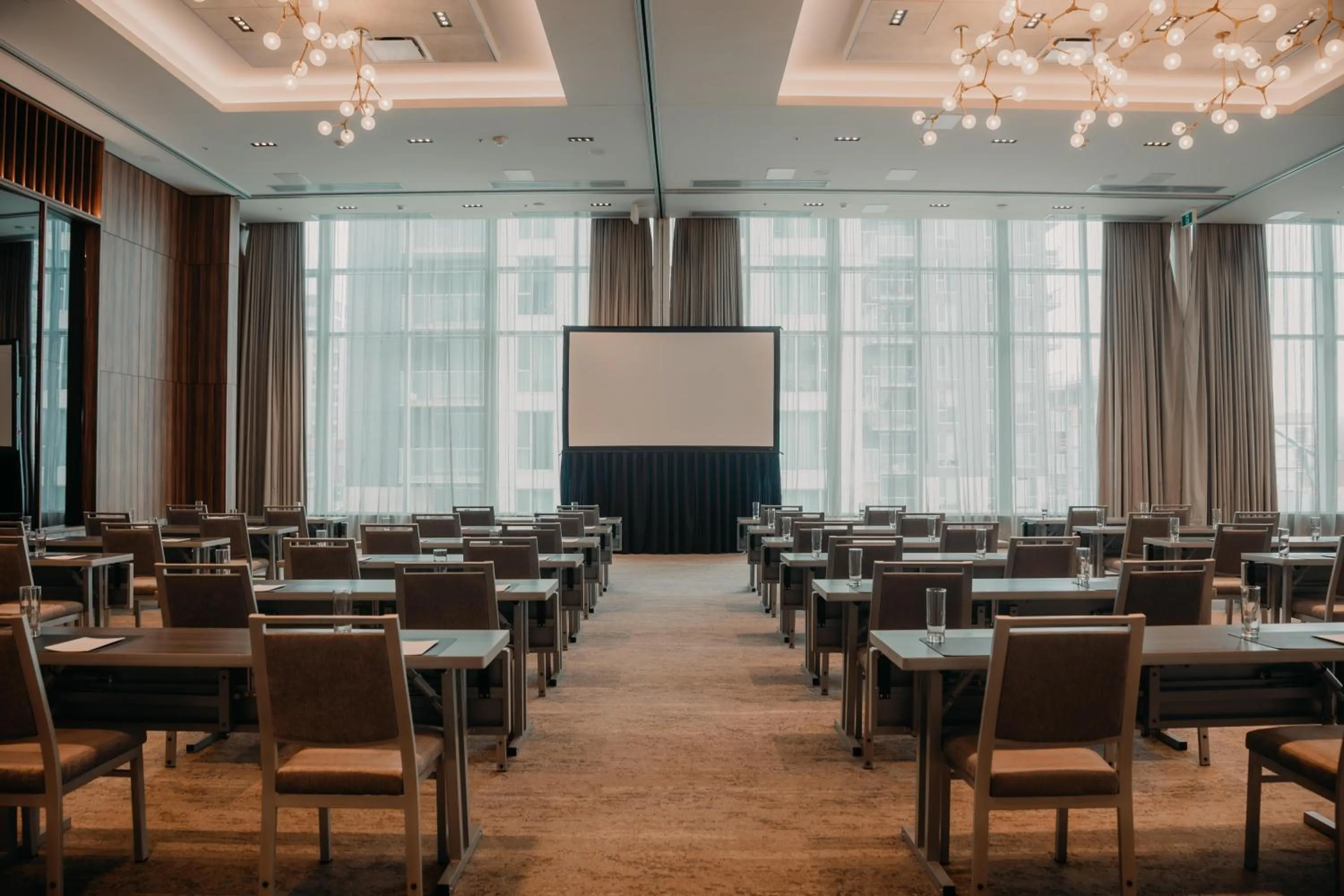 Meeting/conference room in Homewood Suites By Hilton Montreal Midtown