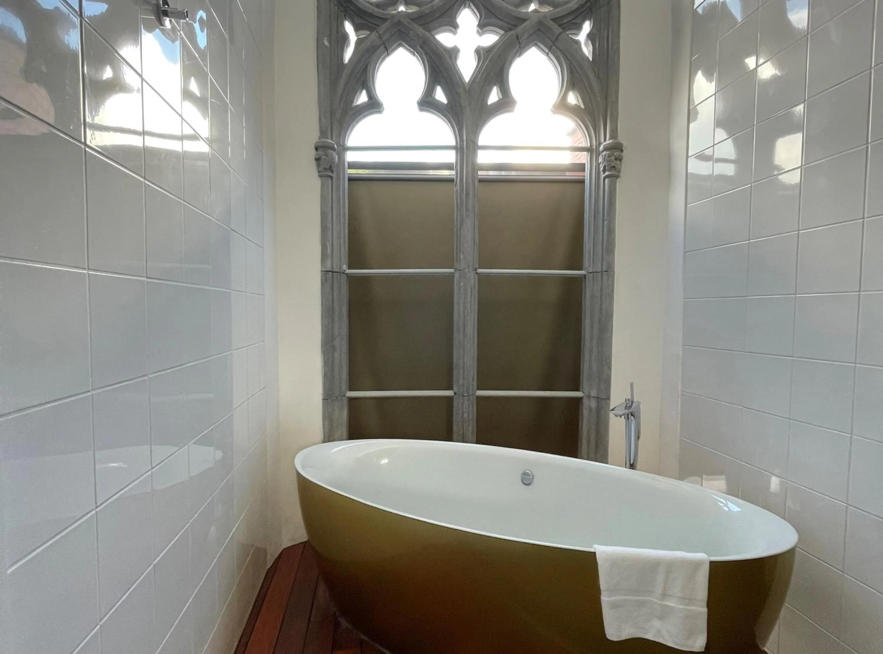 Bath in Martin's Dream Hotel