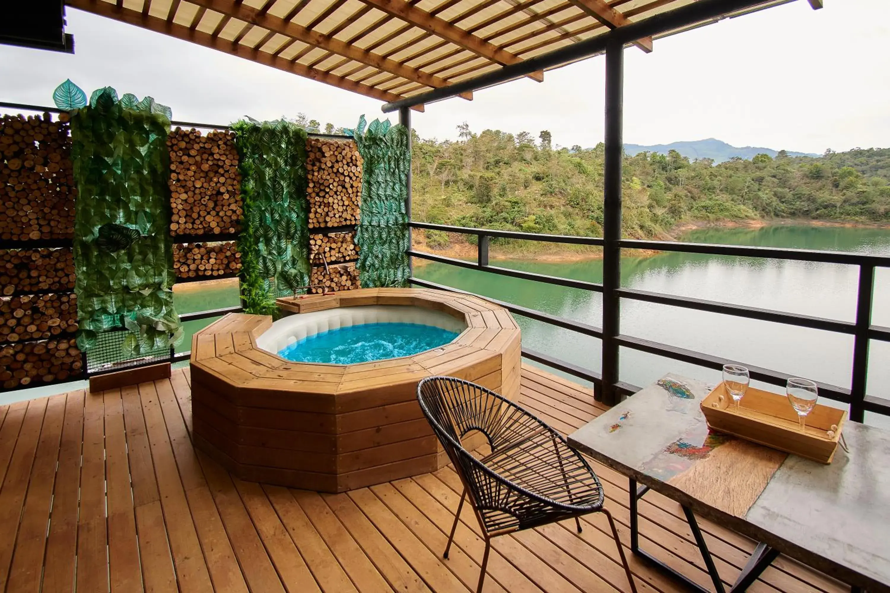 Superior Double Room in Mumu by Bernalo Hotels Superior Double Room in Mumu by Bernalo Hotels