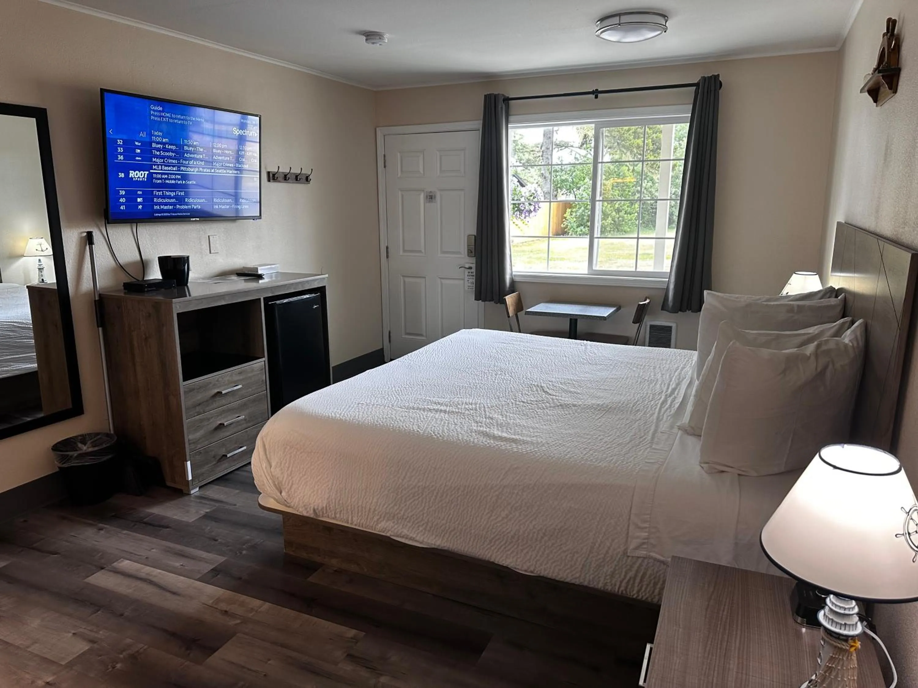 Bed in Coastal Inn and Suites