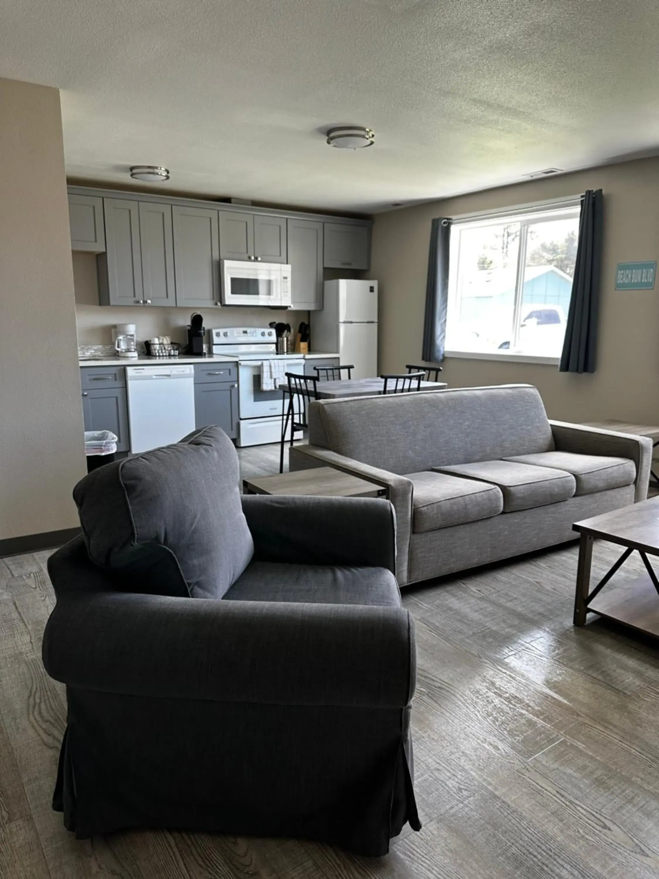 Two Bedroom Deluxe Family Suite in Coastal Inn and Suites Two Bedroom Deluxe Family Suite in Coastal Inn and Suites