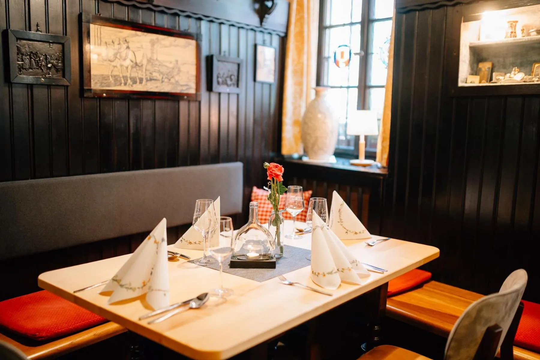 Restaurant/places to eat in Löwen Hotel & Restaurant