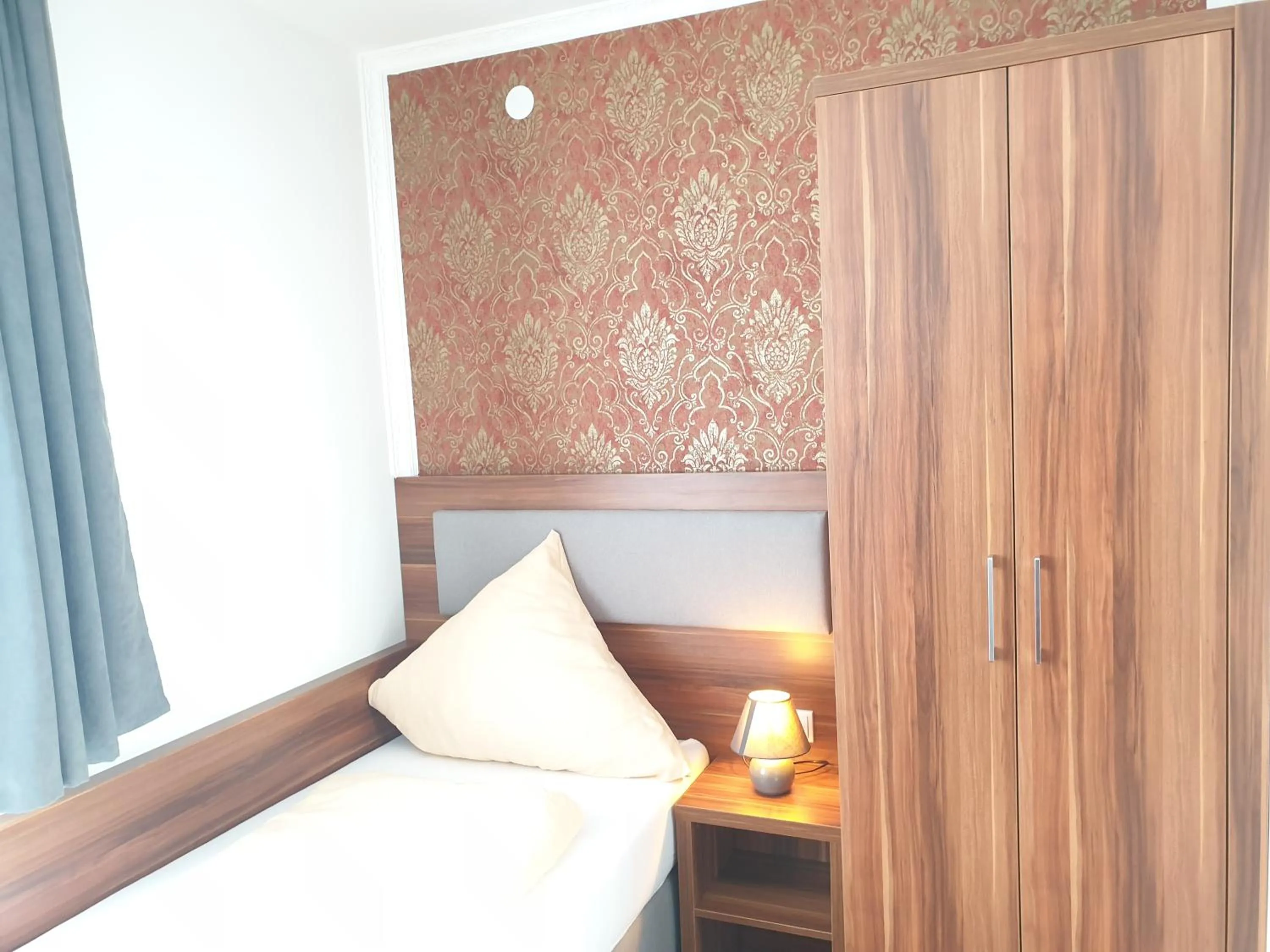 Bed in Kirchberg Hotel garni