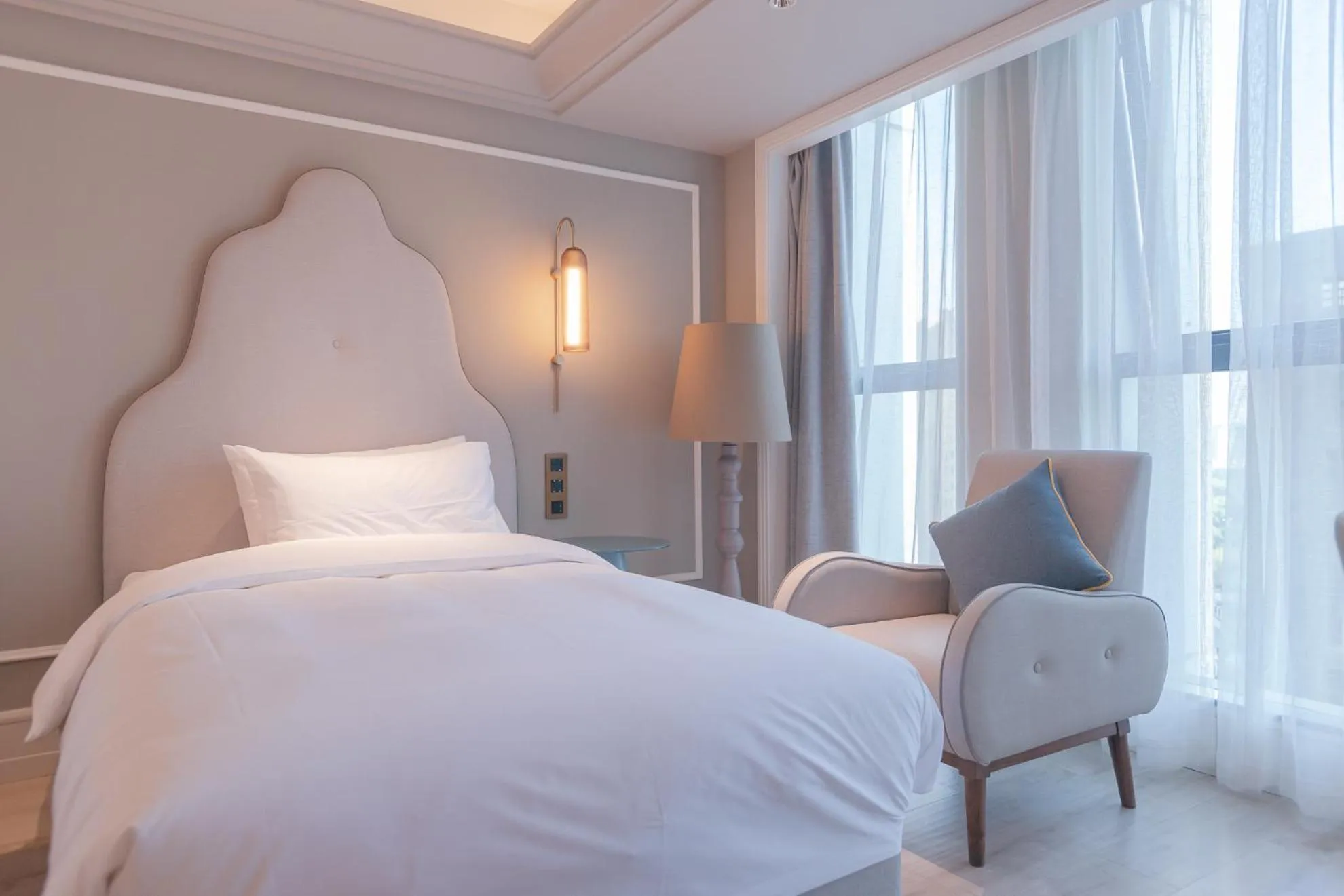 Bed in Mercure Hotel Hangzhou East Railway Station