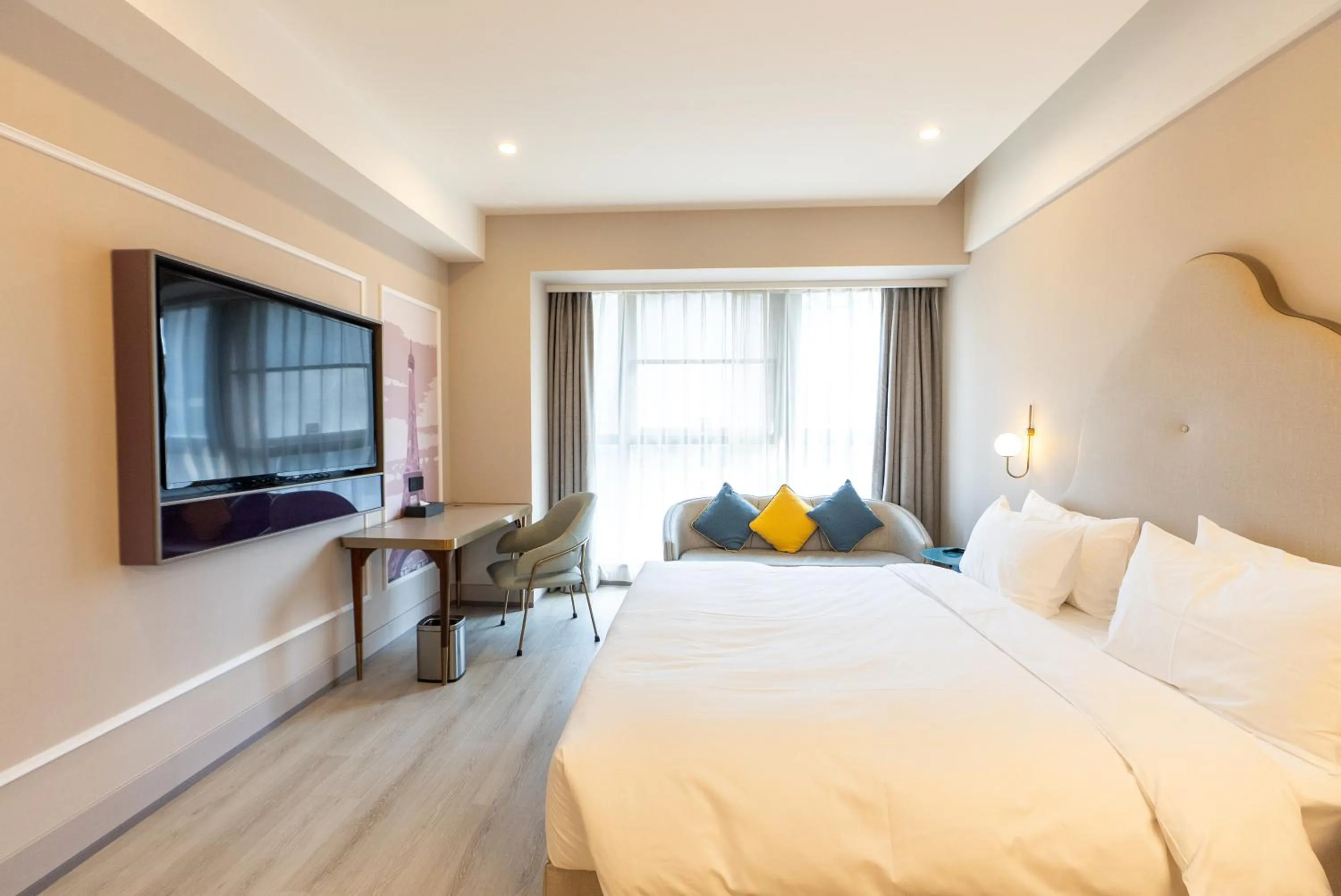 Bed in Mercure Hotel Hangzhou East Railway Station
