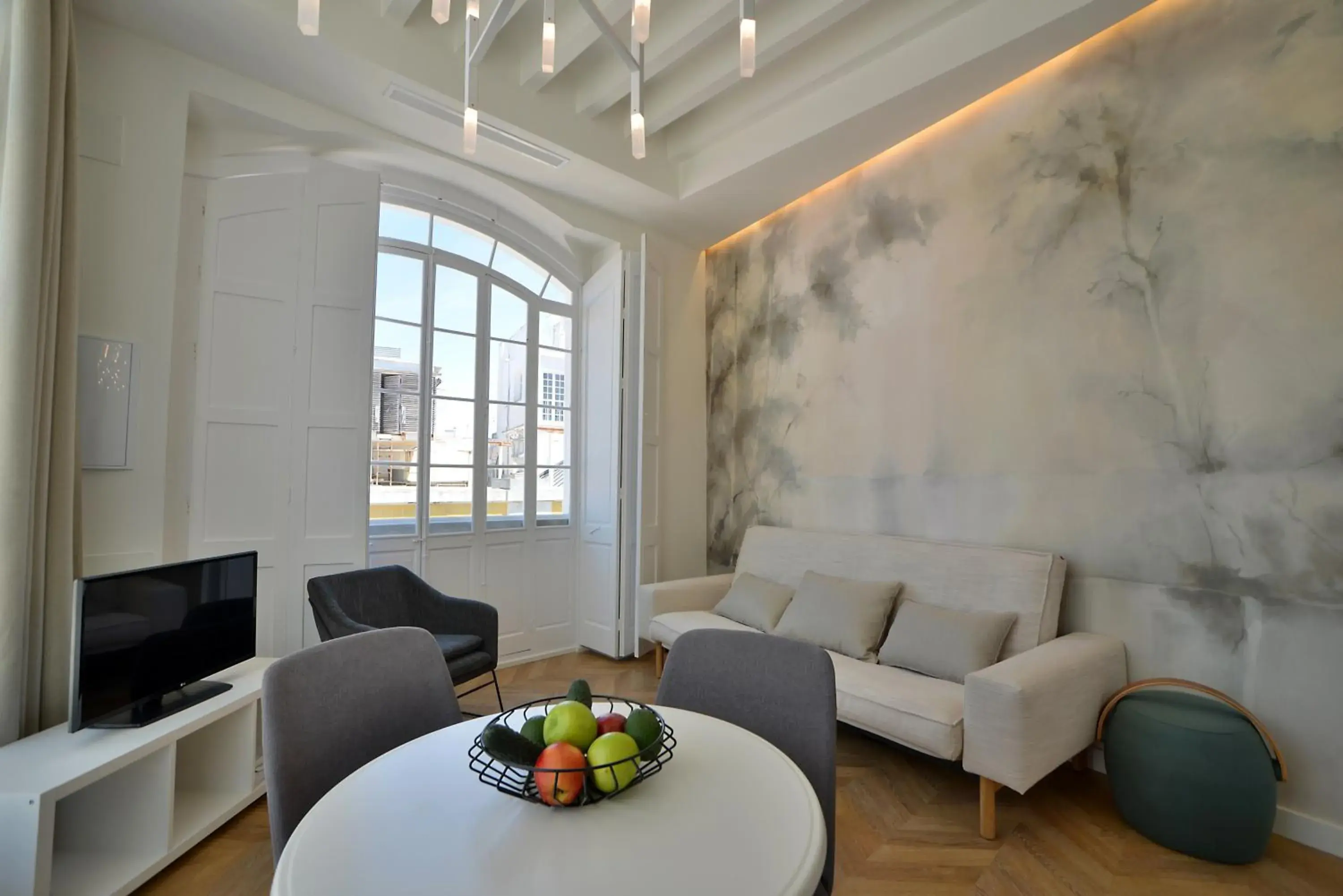 Living room in Plaza Mina Suites - Adults Recommended by Luxury Suites Cadiz Living room in Plaza Mina Suites - Adults Recommended by Luxury Suites Cadiz