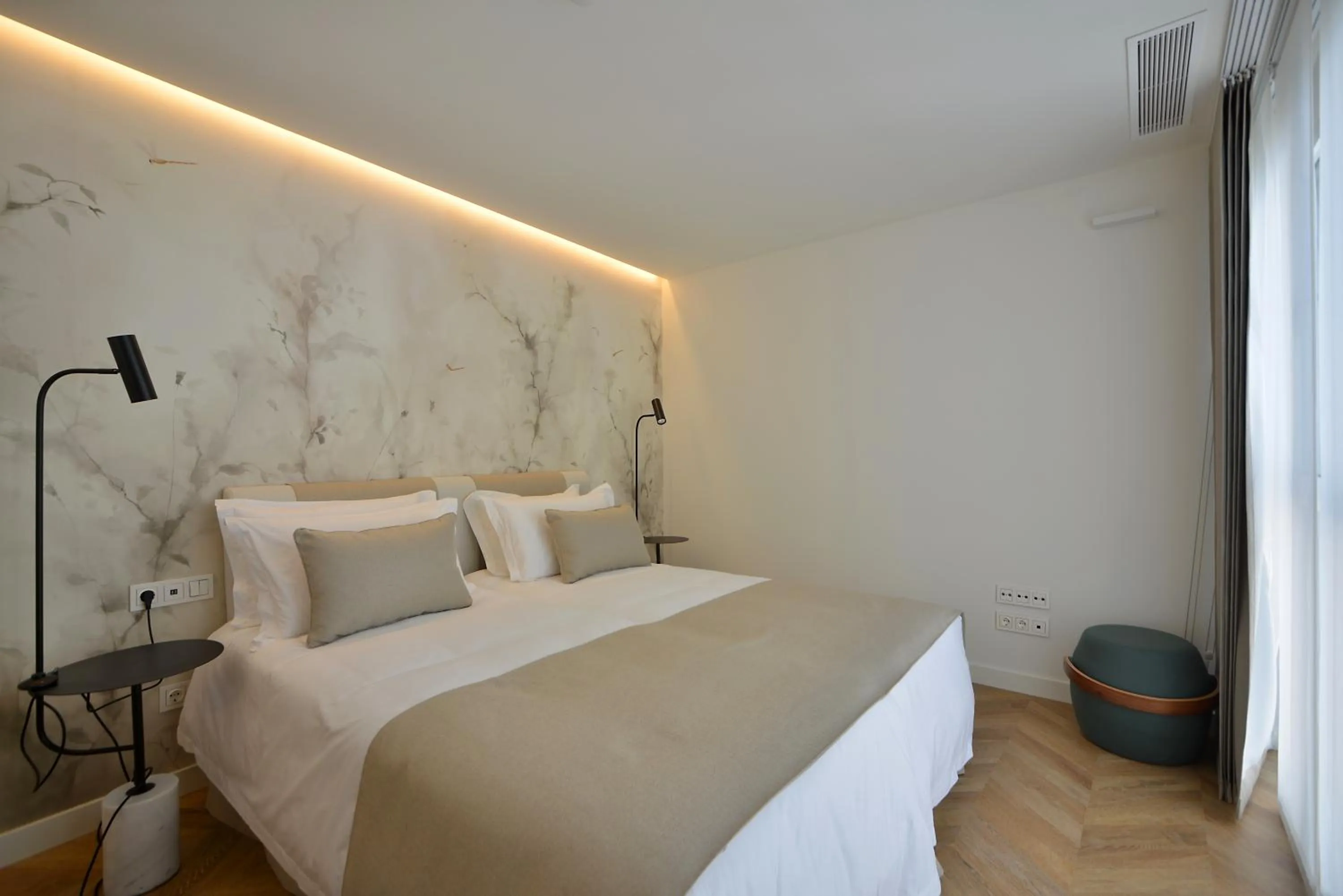 Bedroom, Bed in Plaza Mina Suites - Adults Recommended by Luxury Suites Cadiz