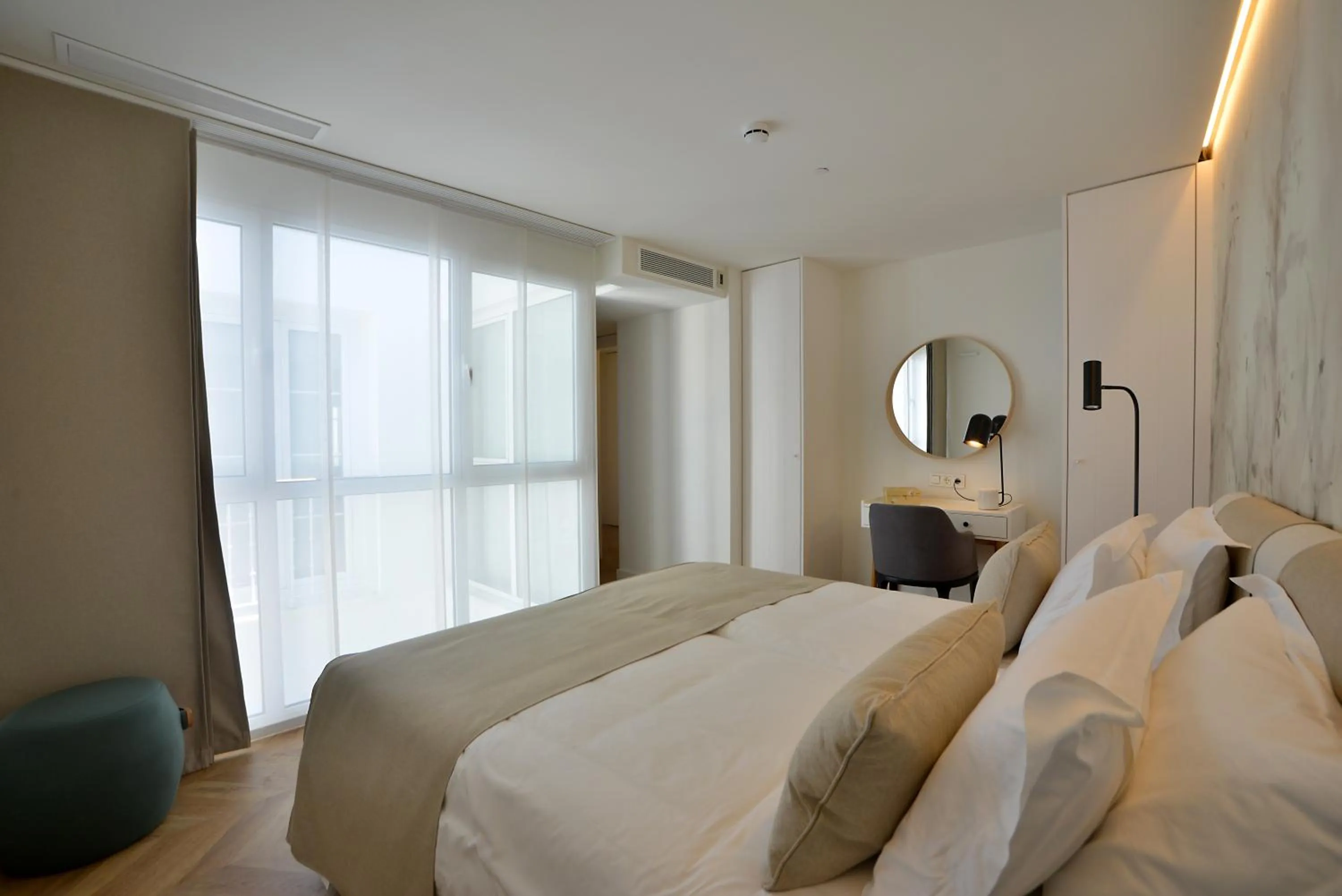 Bedroom, Bed in Plaza Mina Suites - Adults Recommended by Luxury Suites Cadiz