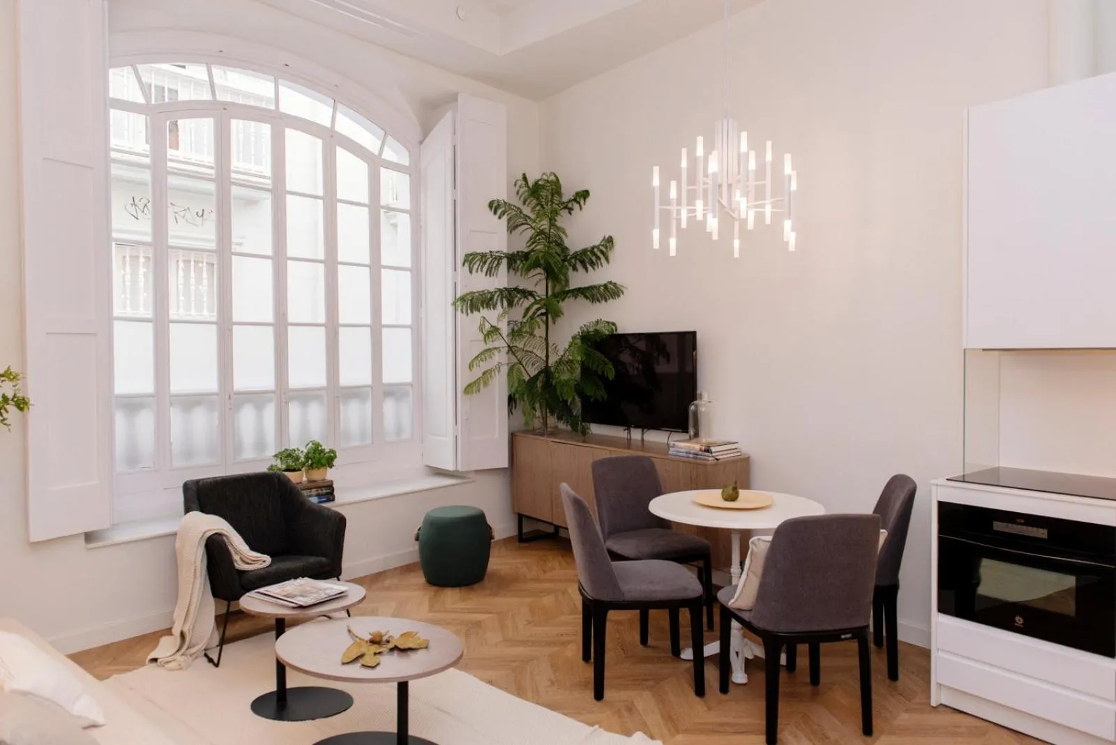 Living room in Plaza Mina Suites - Adults Recommended by Luxury Suites Cadiz