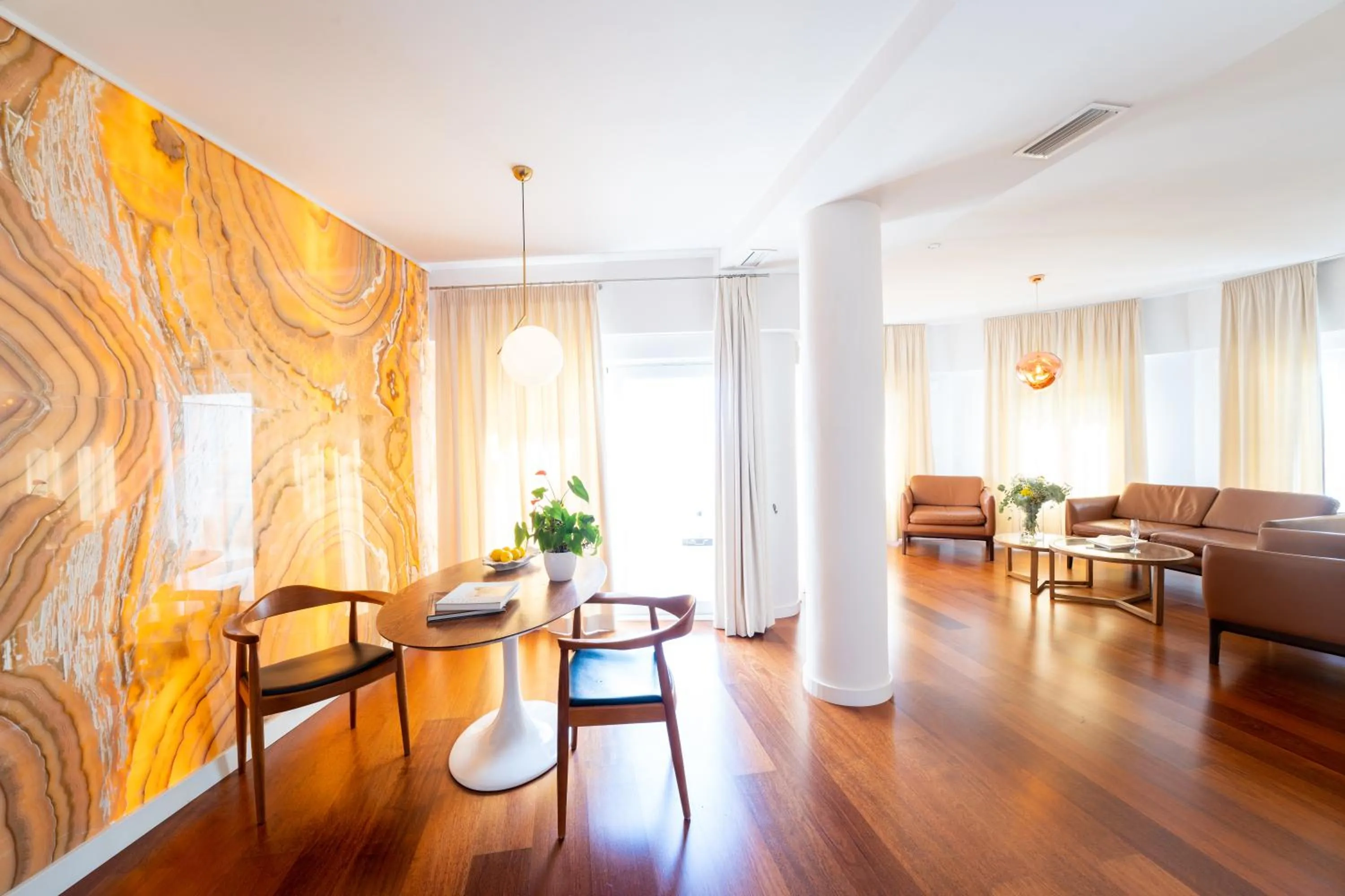 Living room in Plaza Mina Suites - Adults Recommended by Luxury Suites Cadiz