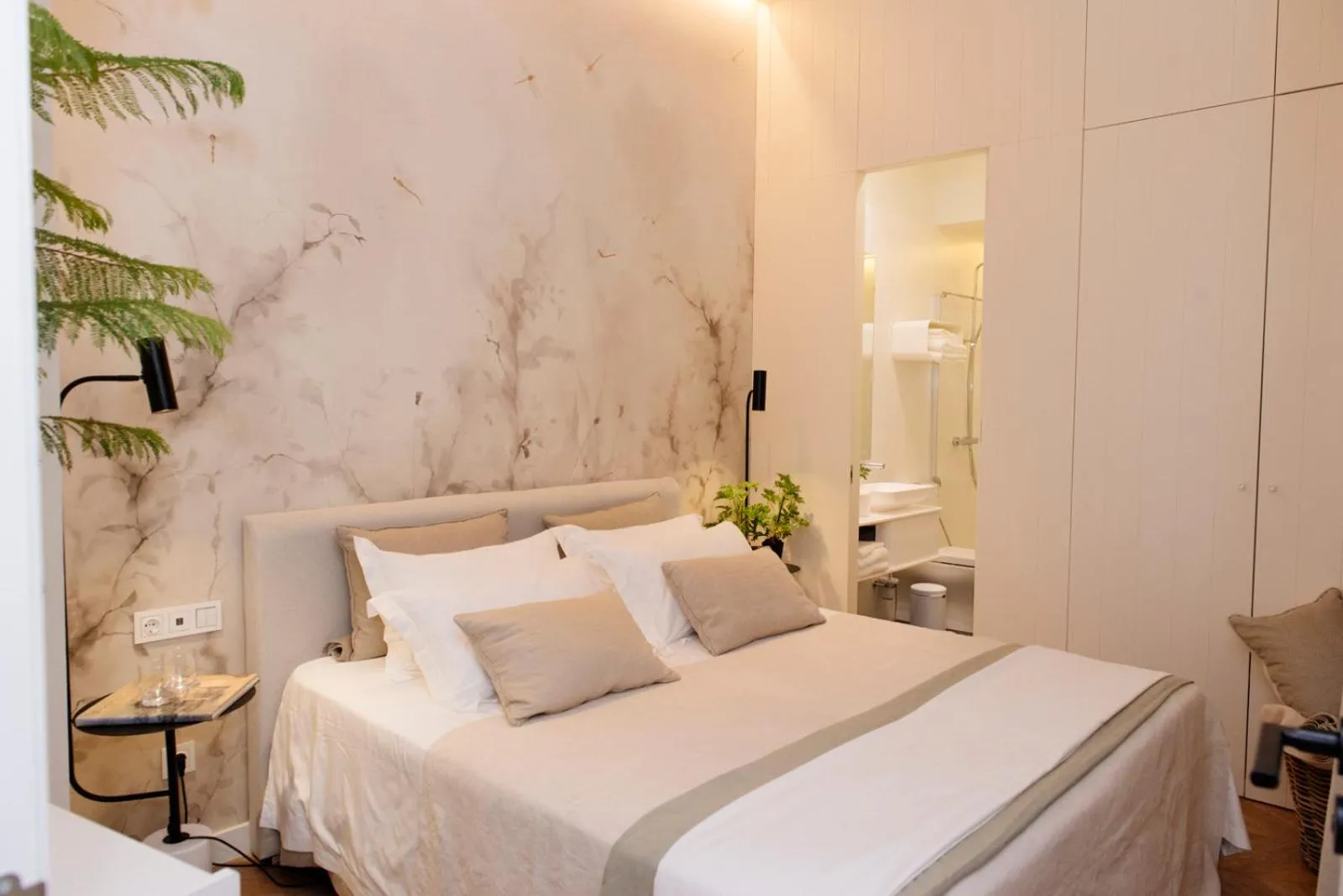 Decorative detail, Bed in Plaza Mina Suites - Adults Recommended by Luxury Suites Cadiz