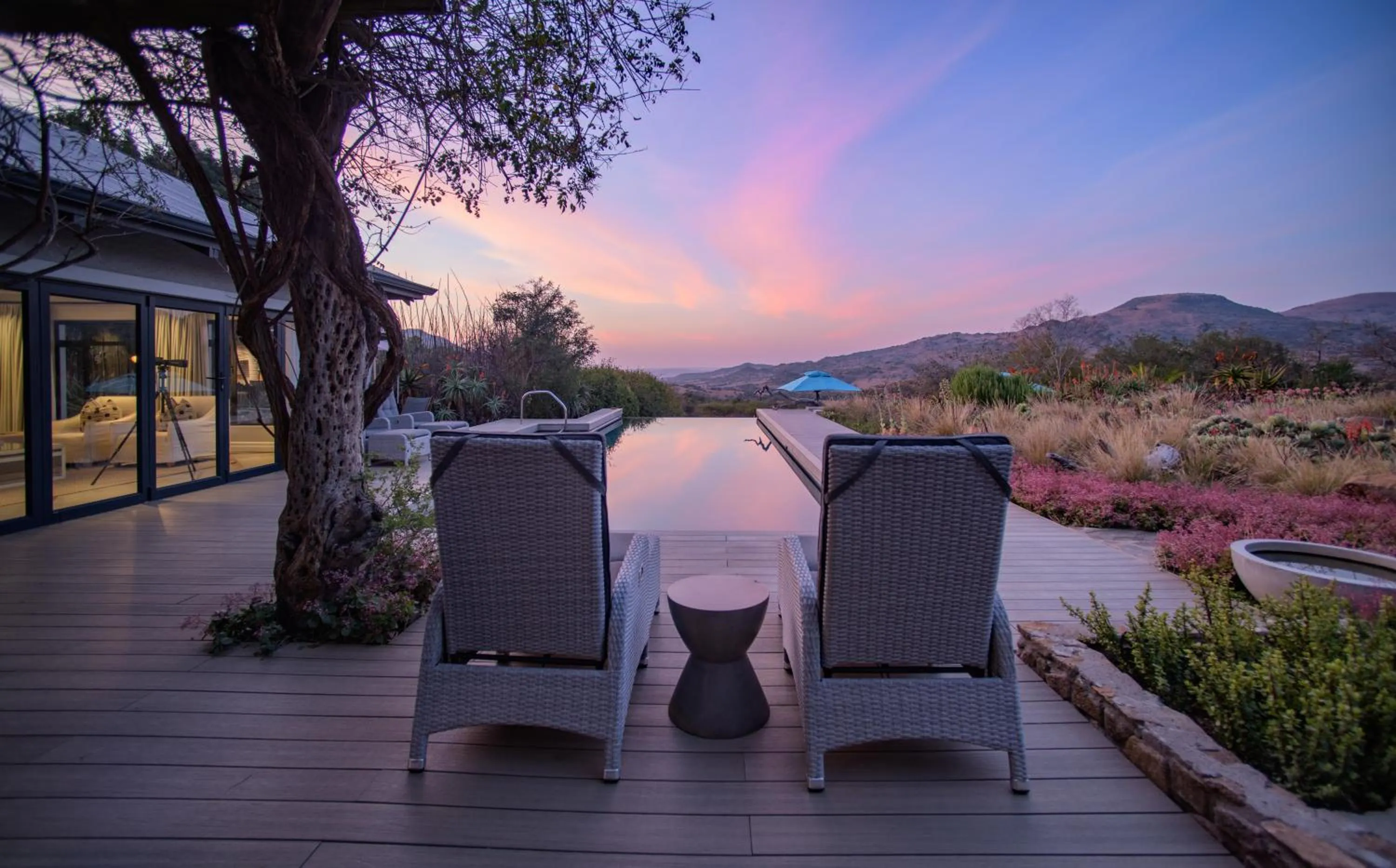 Swimming pool in Valley Lodge - Babanango Game Reserve