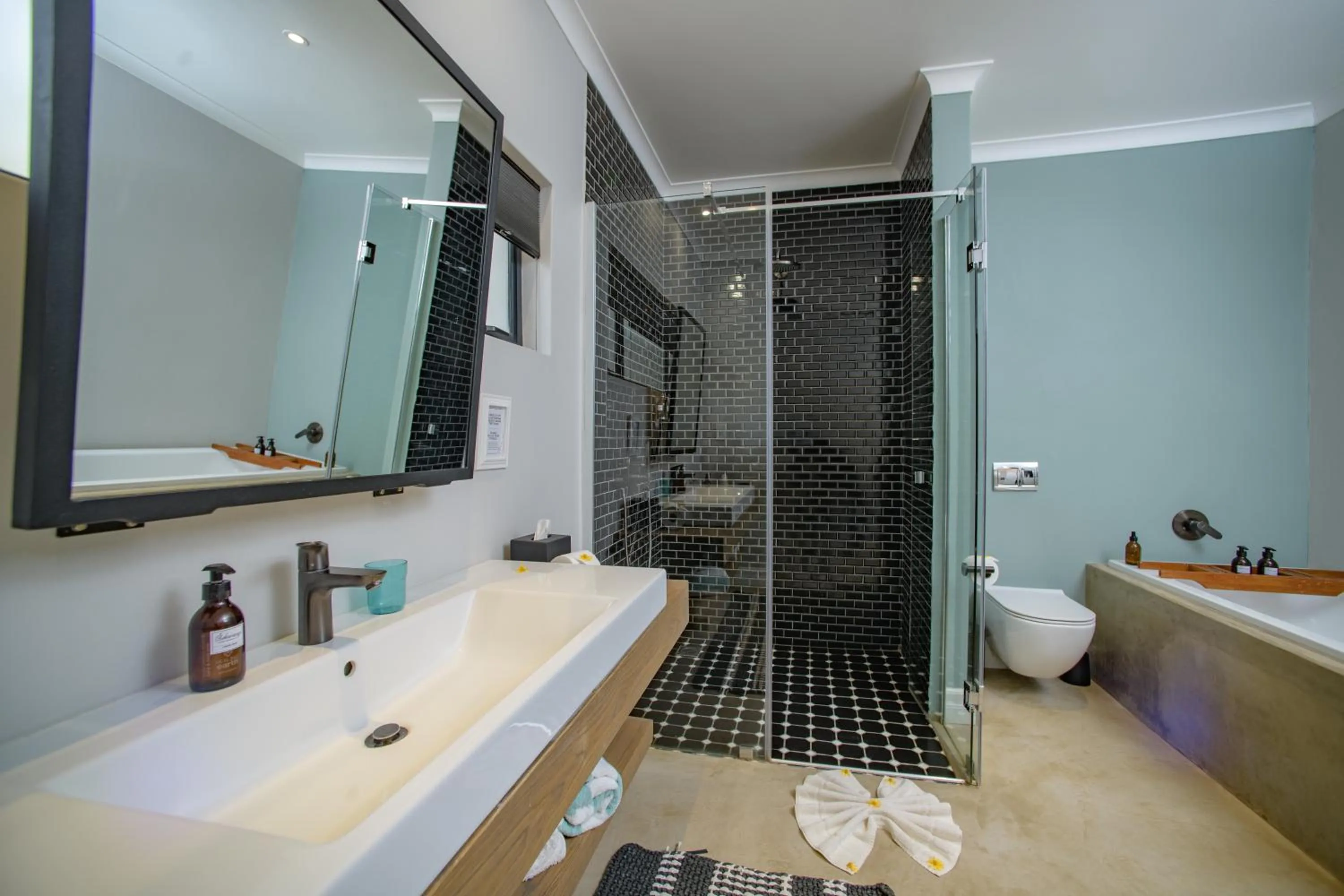 Bedroom in Valley Lodge - Babanango Game Reserve