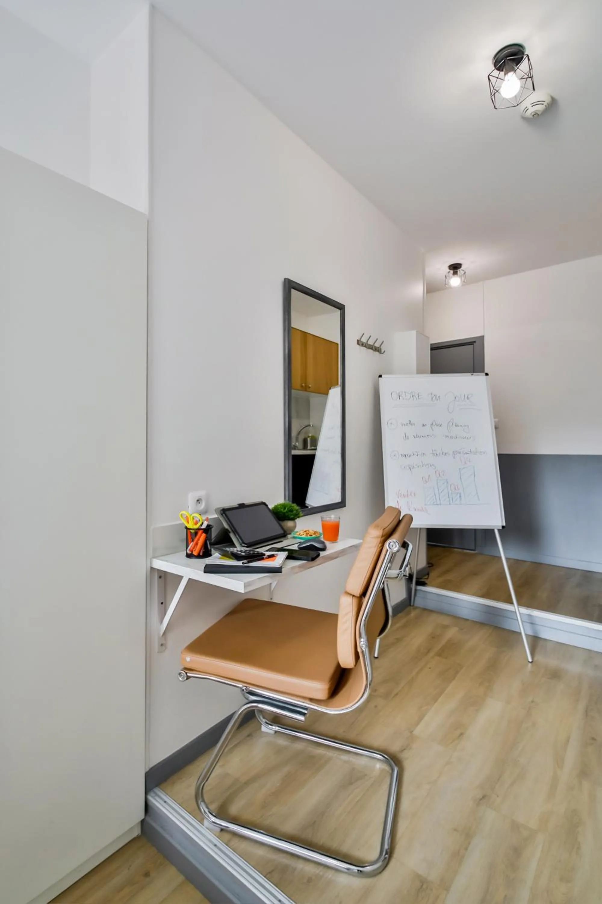 Seating area in WS Tour Eiffel - Saint-Charles