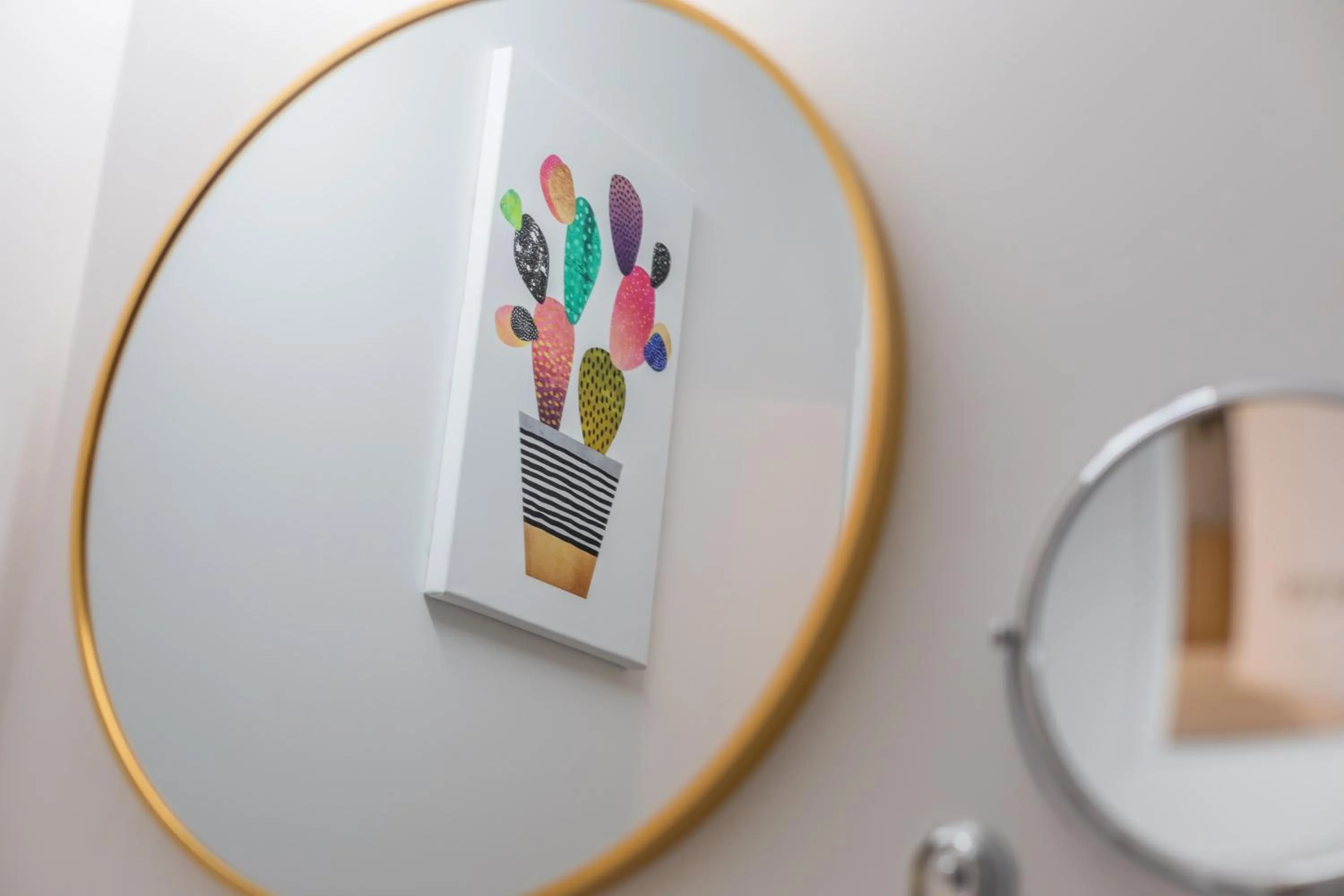 Decorative detail in WS Tour Eiffel - Saint-Charles